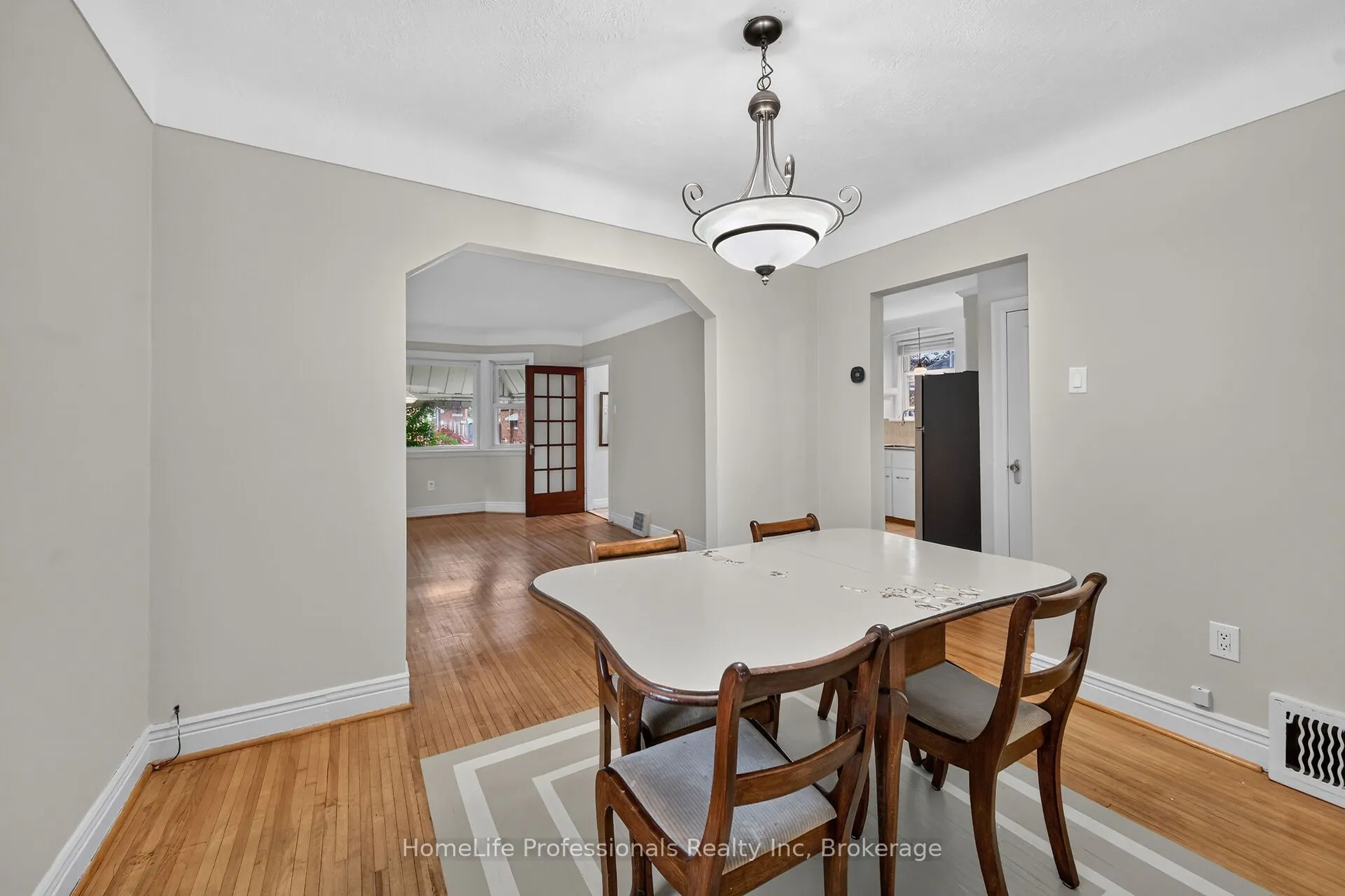 603 Upper Wentworth Street