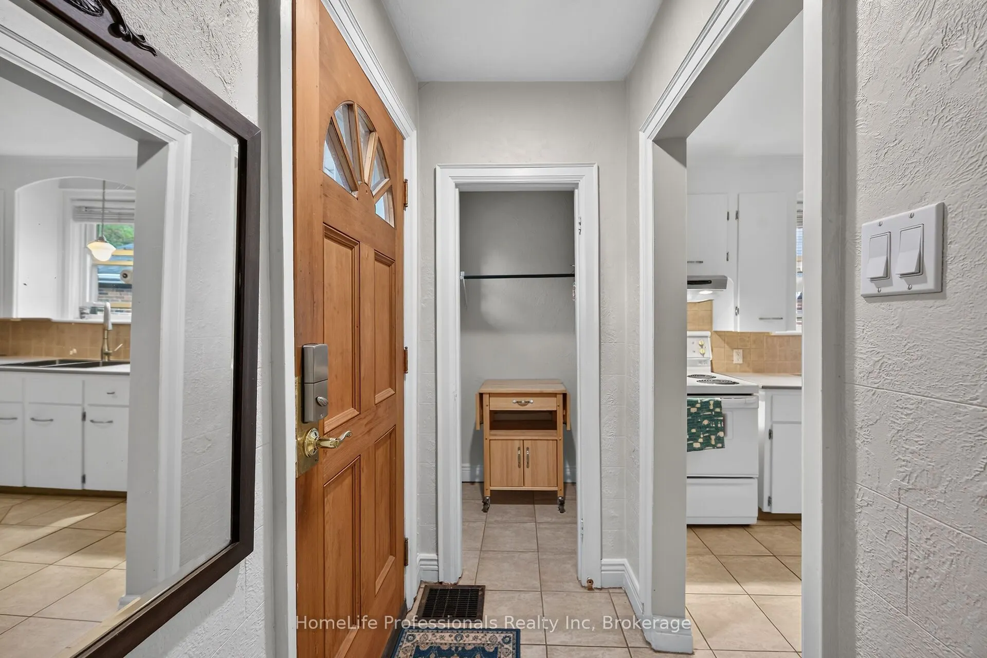 603 Upper Wentworth Street