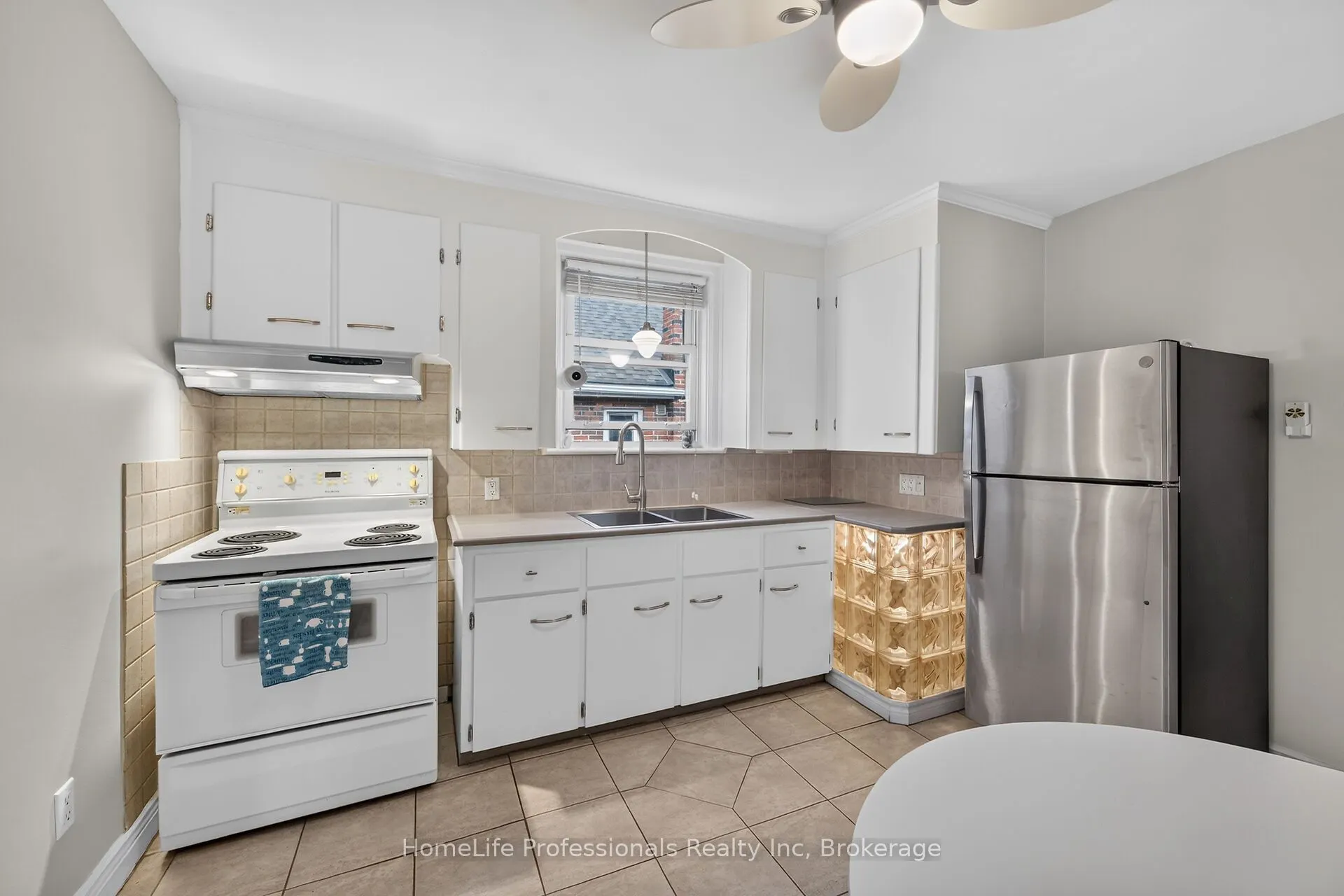 603 Upper Wentworth Street