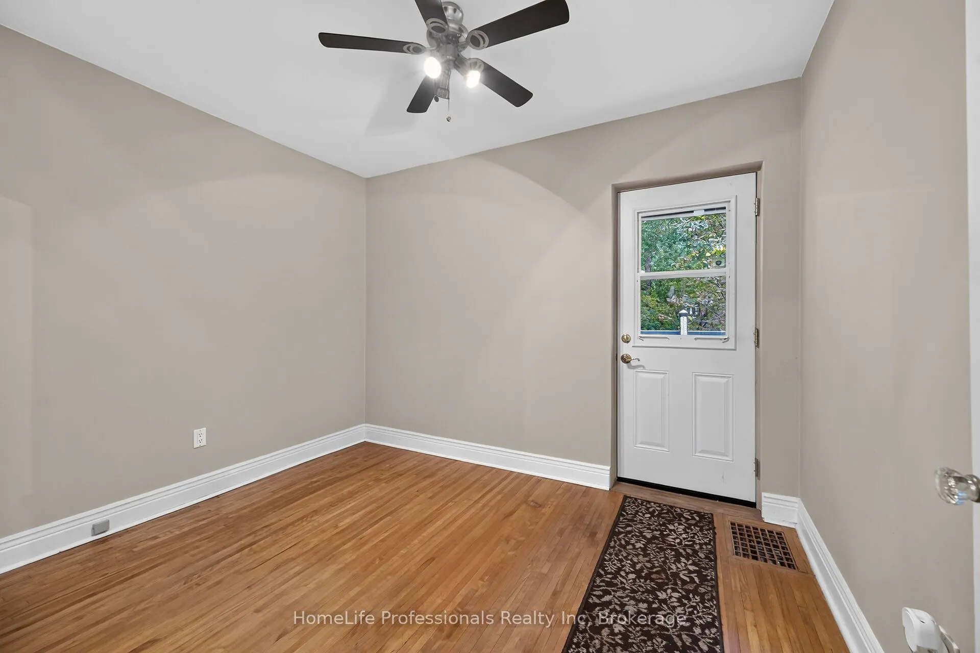 603 Upper Wentworth Street
