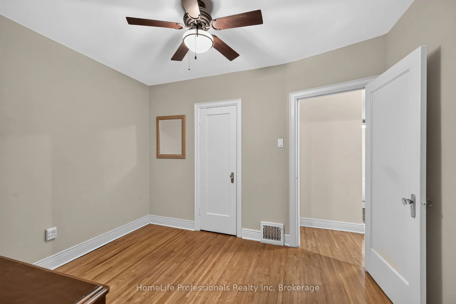 603 Upper Wentworth Street
