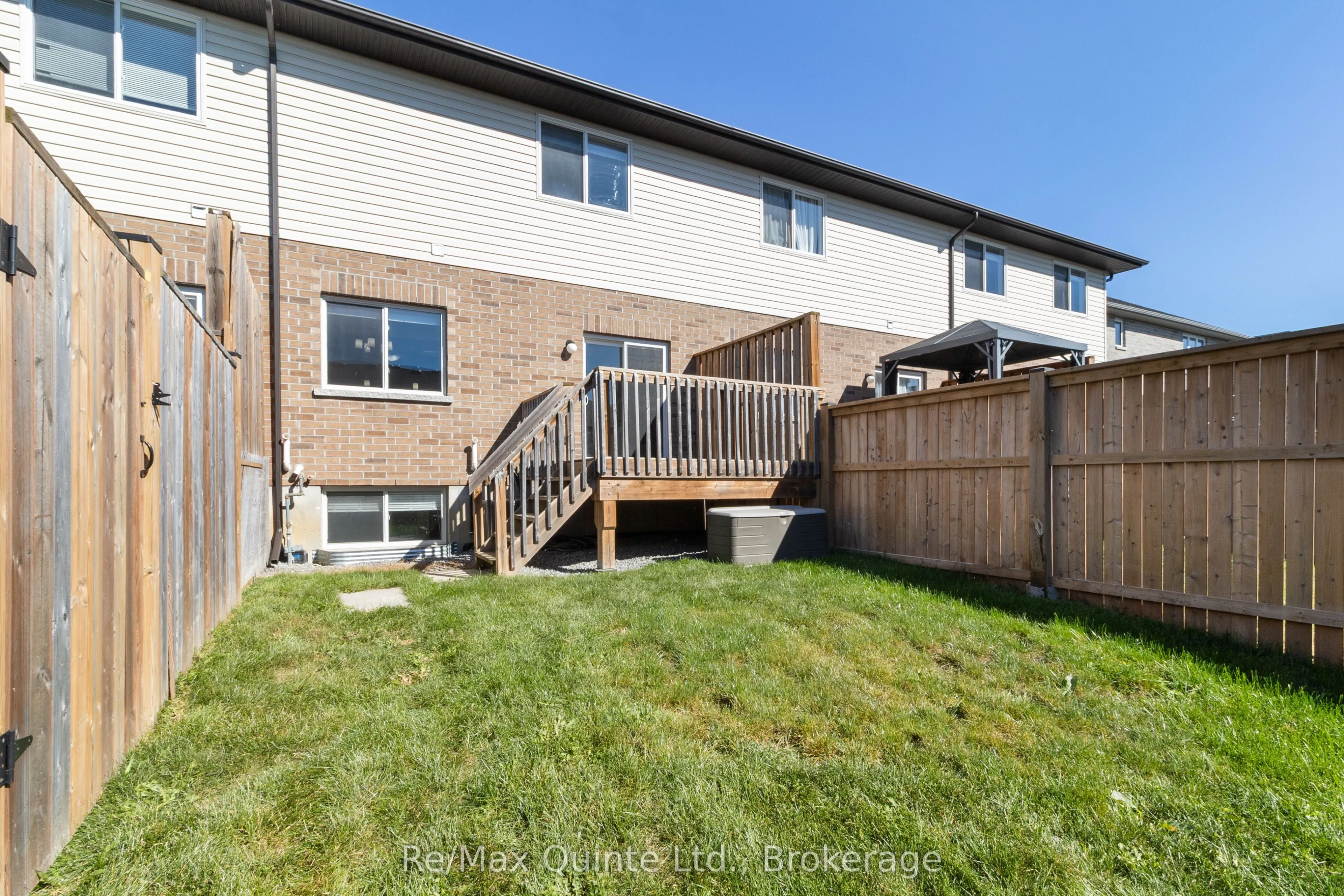 46 Cottonwood Drive