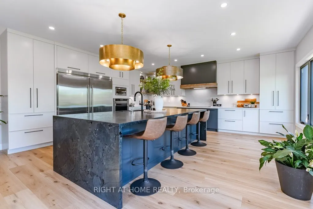11 Settlers Court