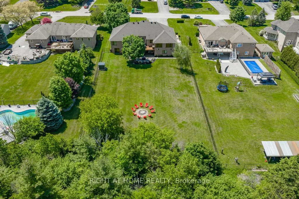 11 Settlers Court