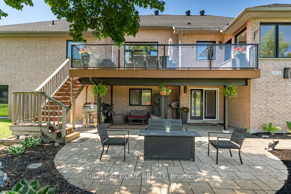 11 Settlers Court
