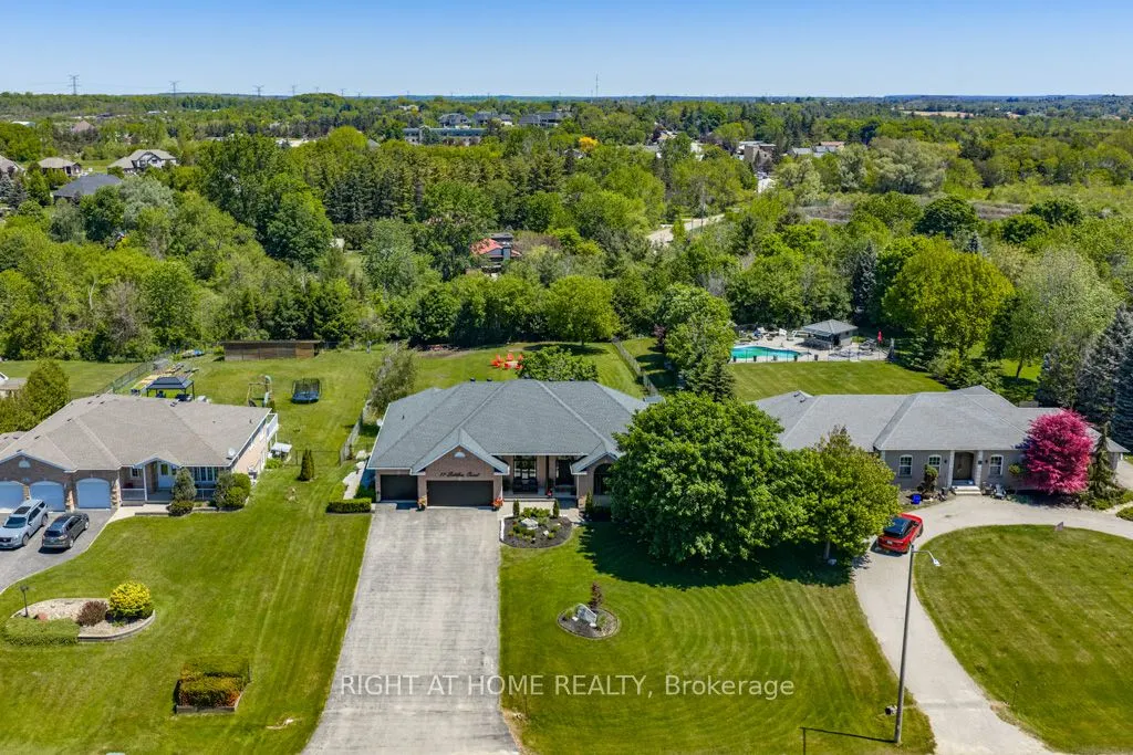 11 Settlers Court