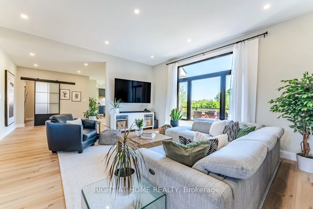 11 Settlers Court