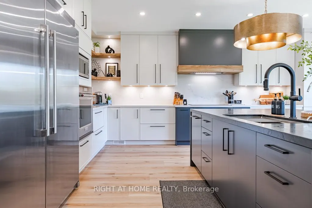 11 Settlers Court