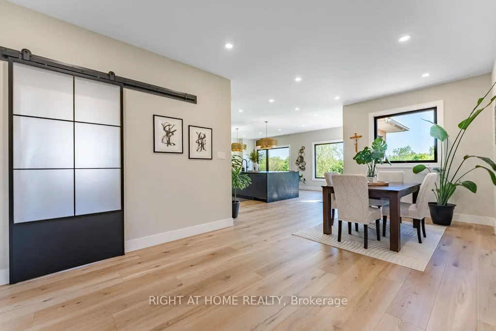11 Settlers Court