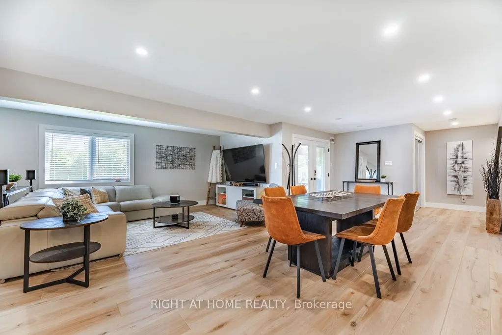 11 Settlers Court