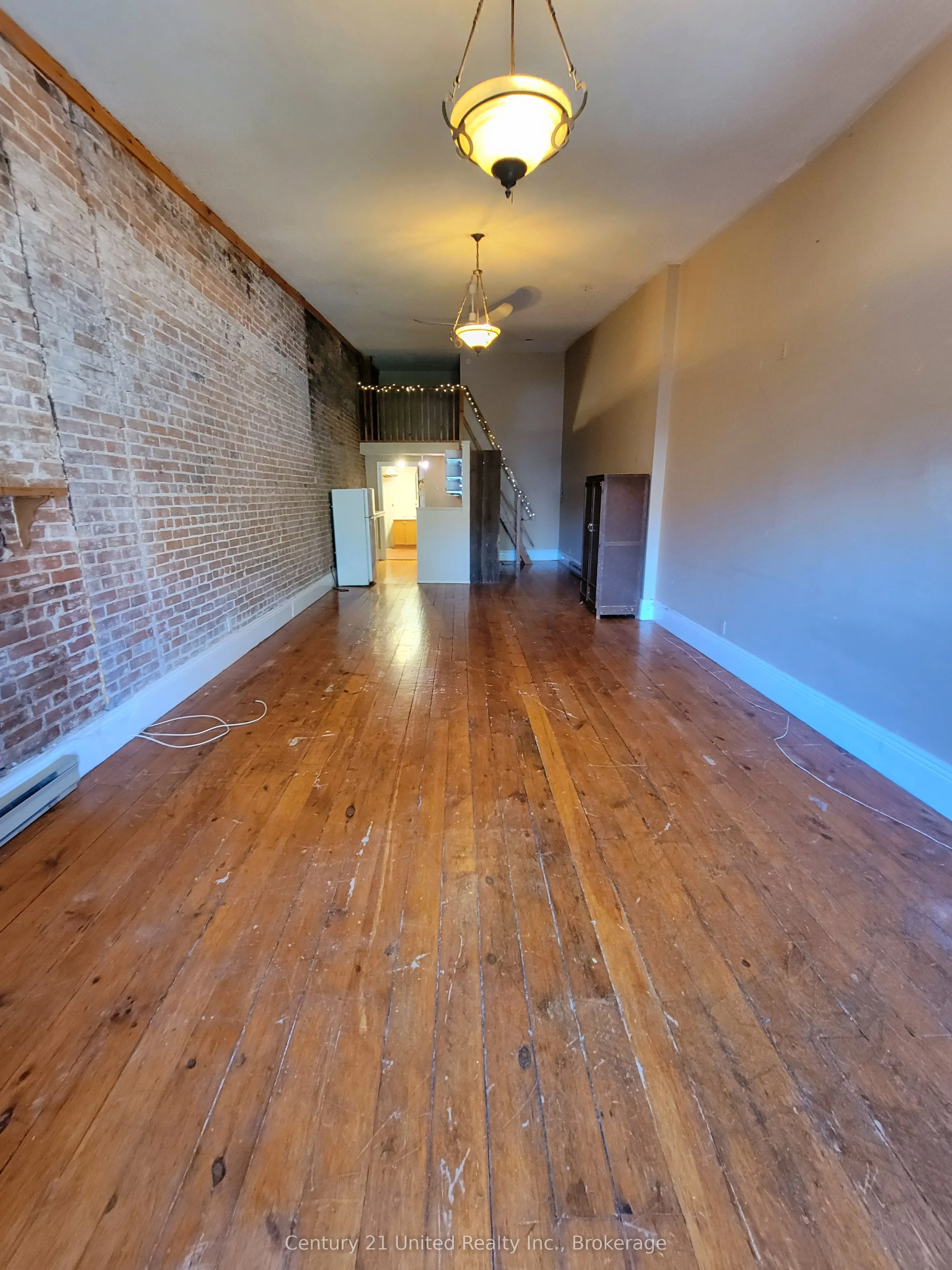 384 1/2 George Street N #D