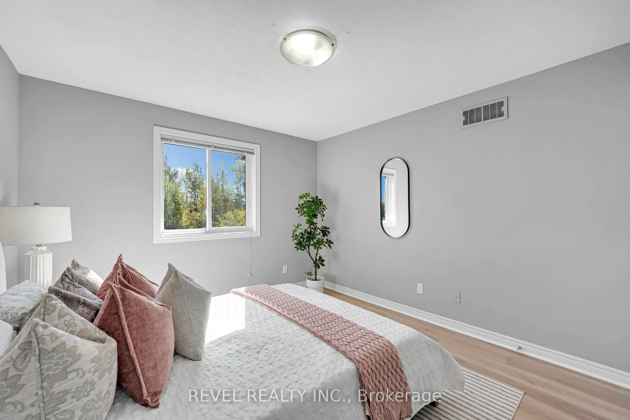 40 Yates Avenue