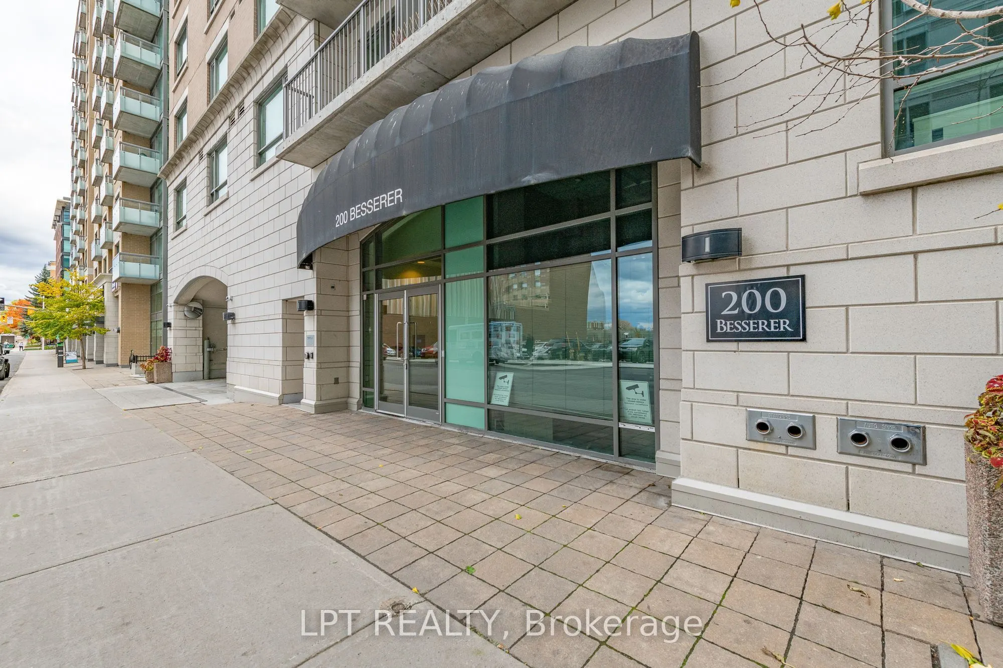 200 Besserer Street #305