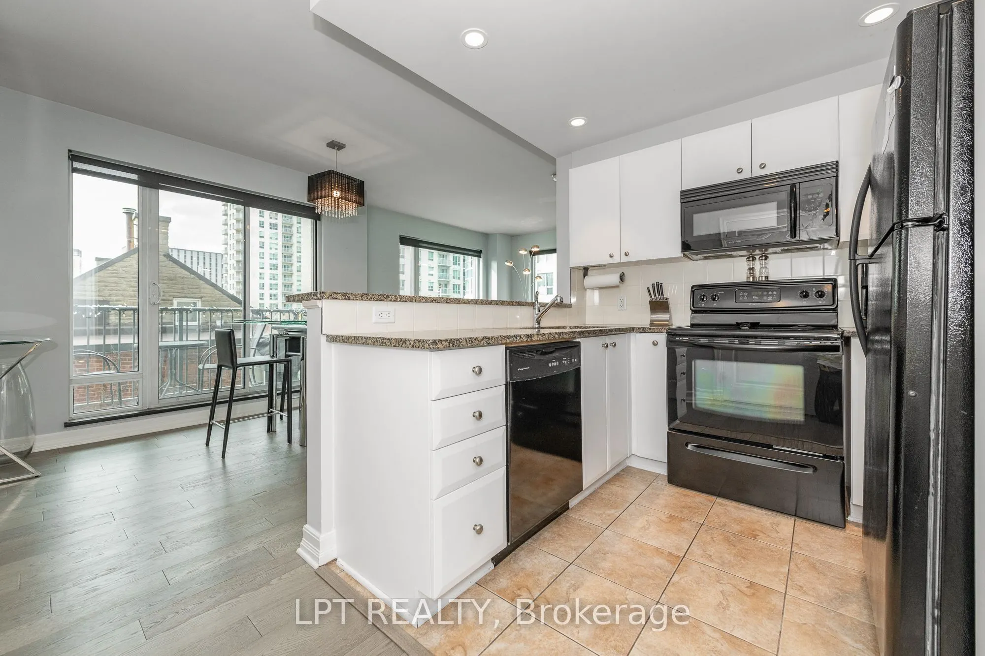200 Besserer Street #305