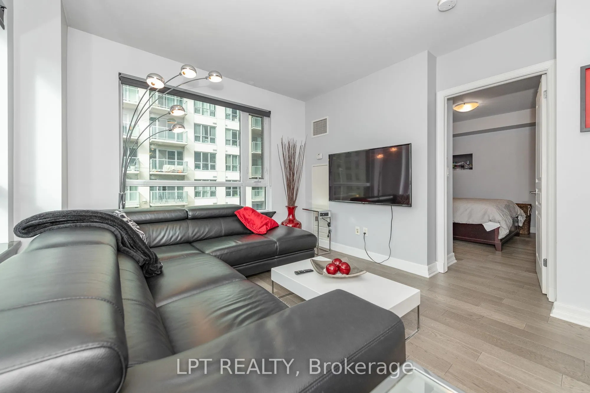 200 Besserer Street #305