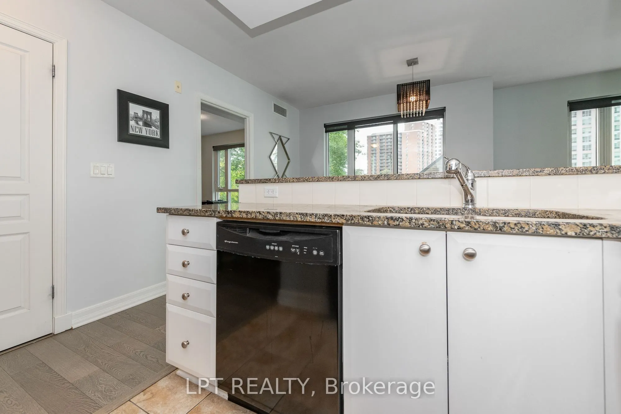200 Besserer Street #305