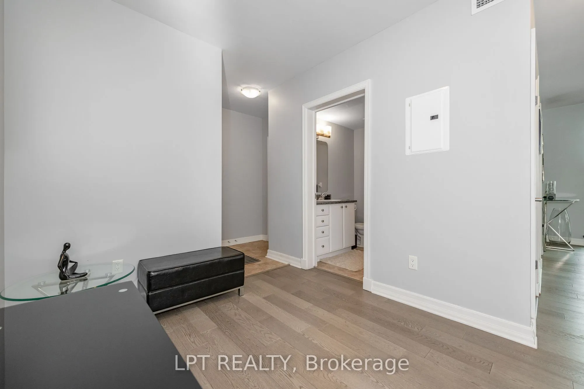200 Besserer Street #305