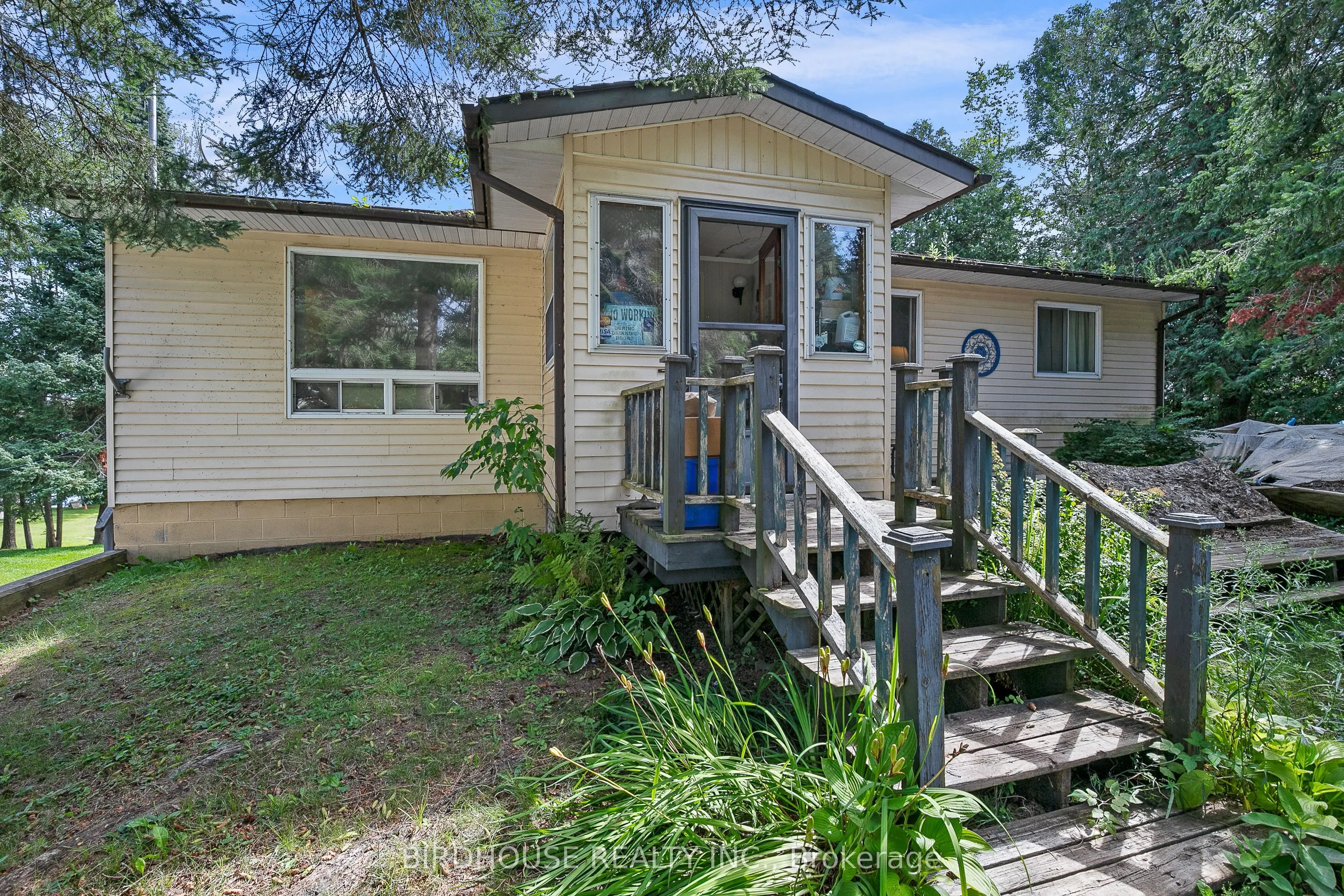 15 Cedar Nook Road