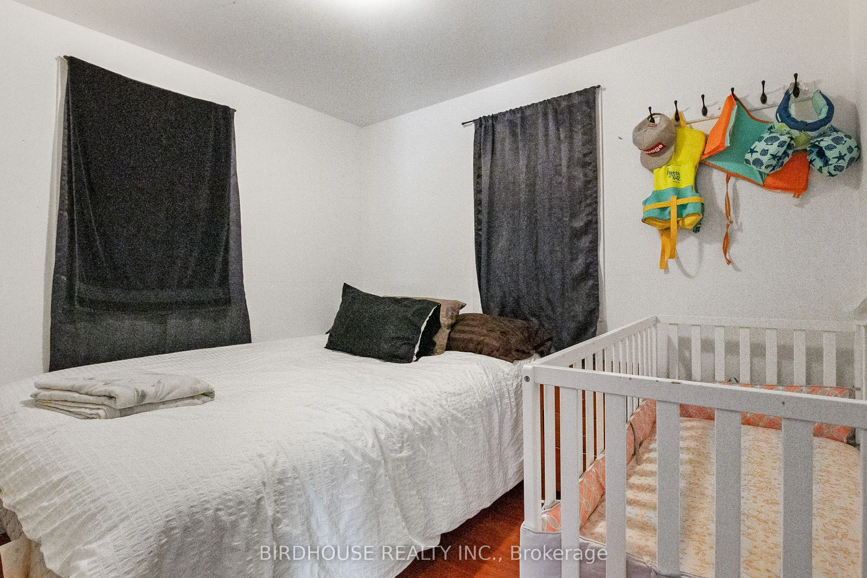 15 Cedar Nook Road