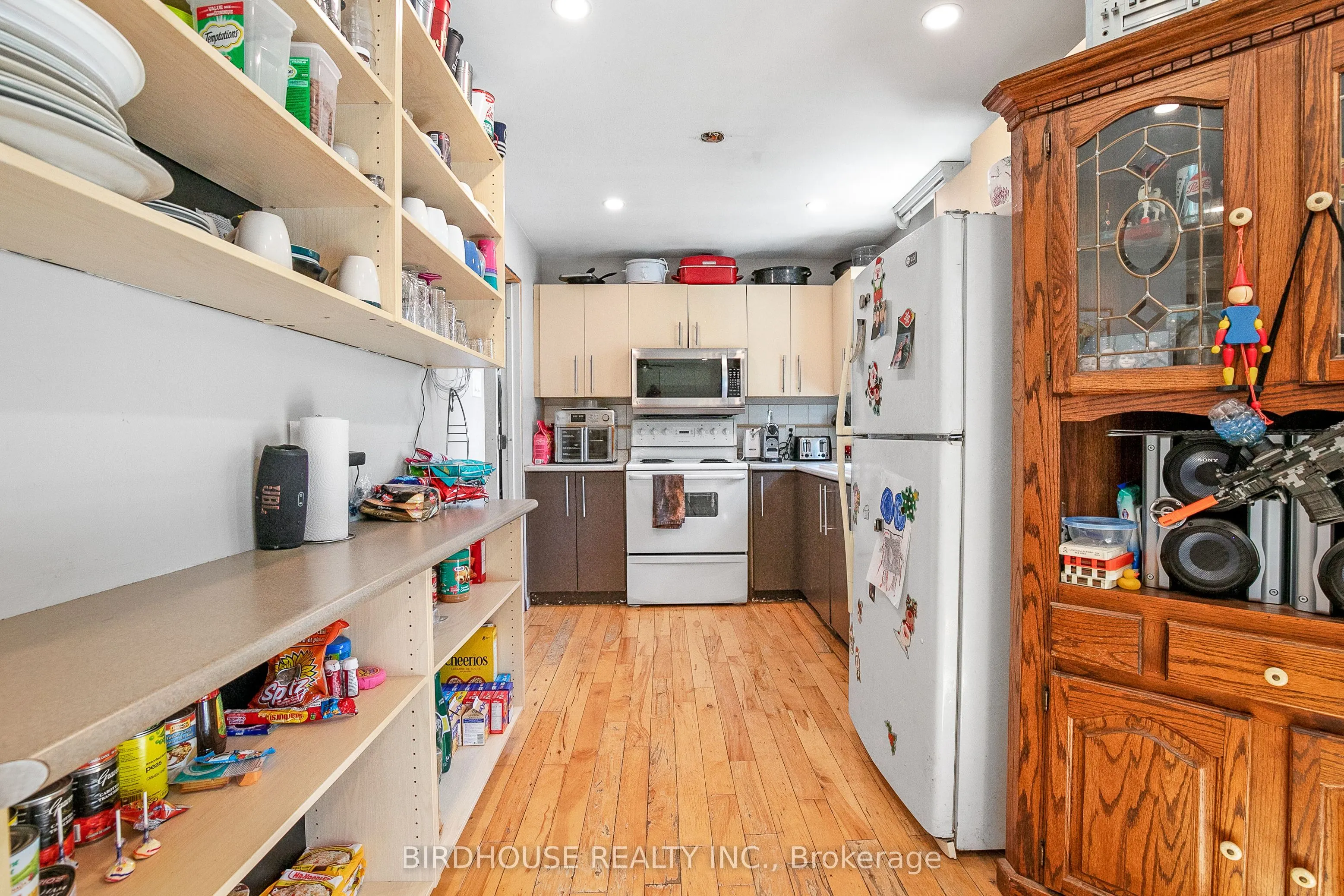 15 Cedar Nook Road