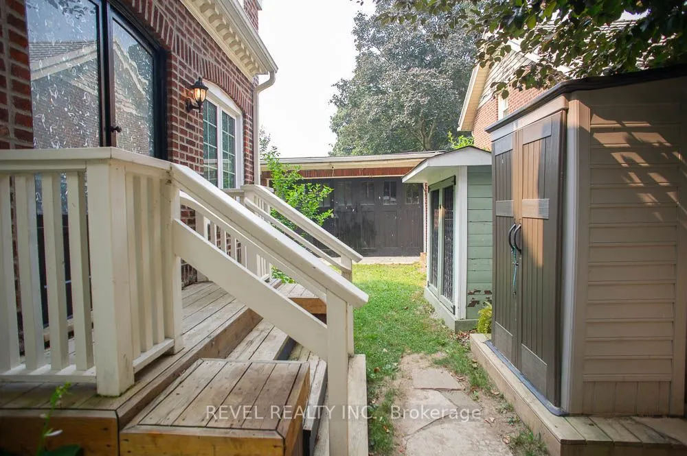 116 Dufferin Avenue