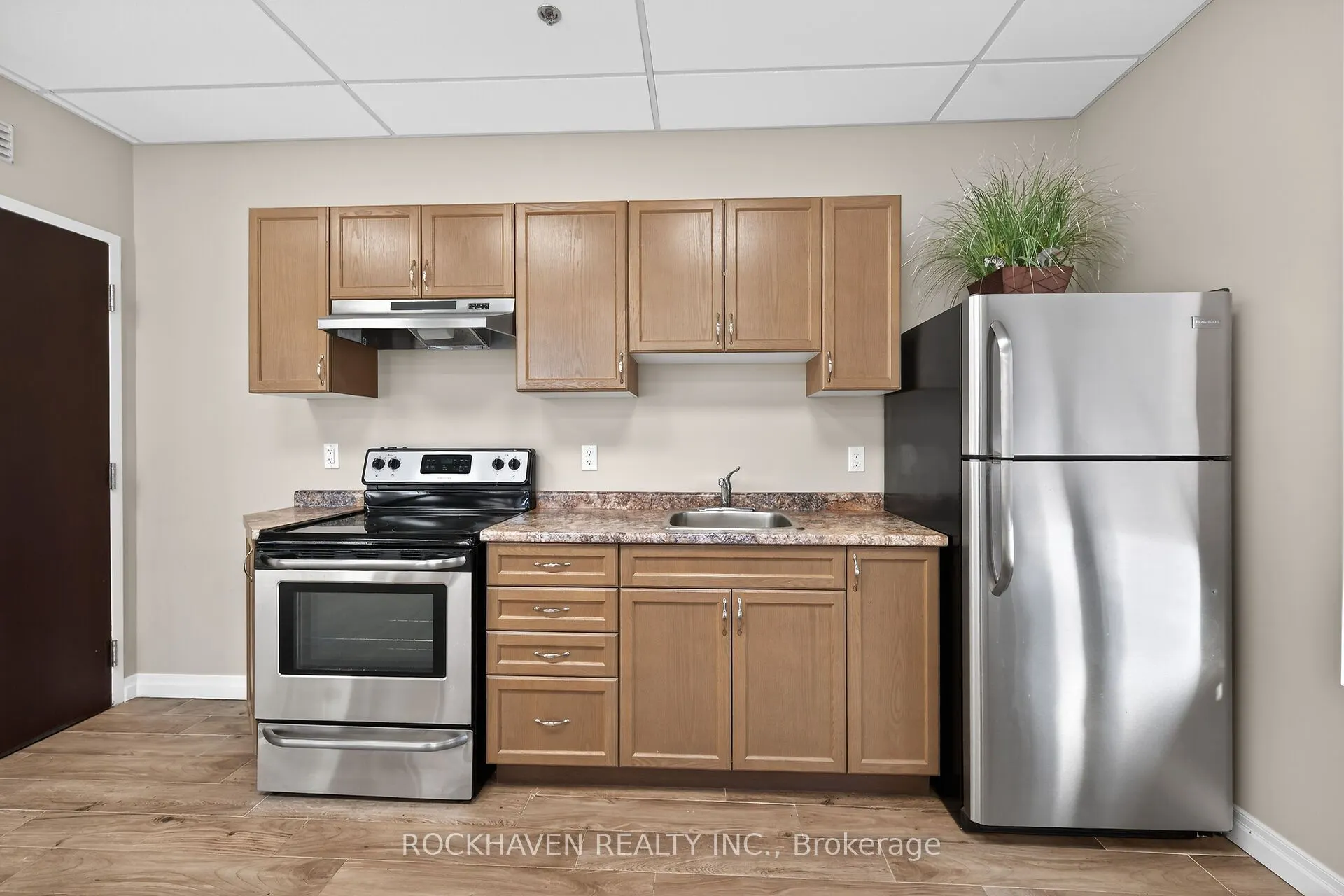 170 Rockhaven Lane #207