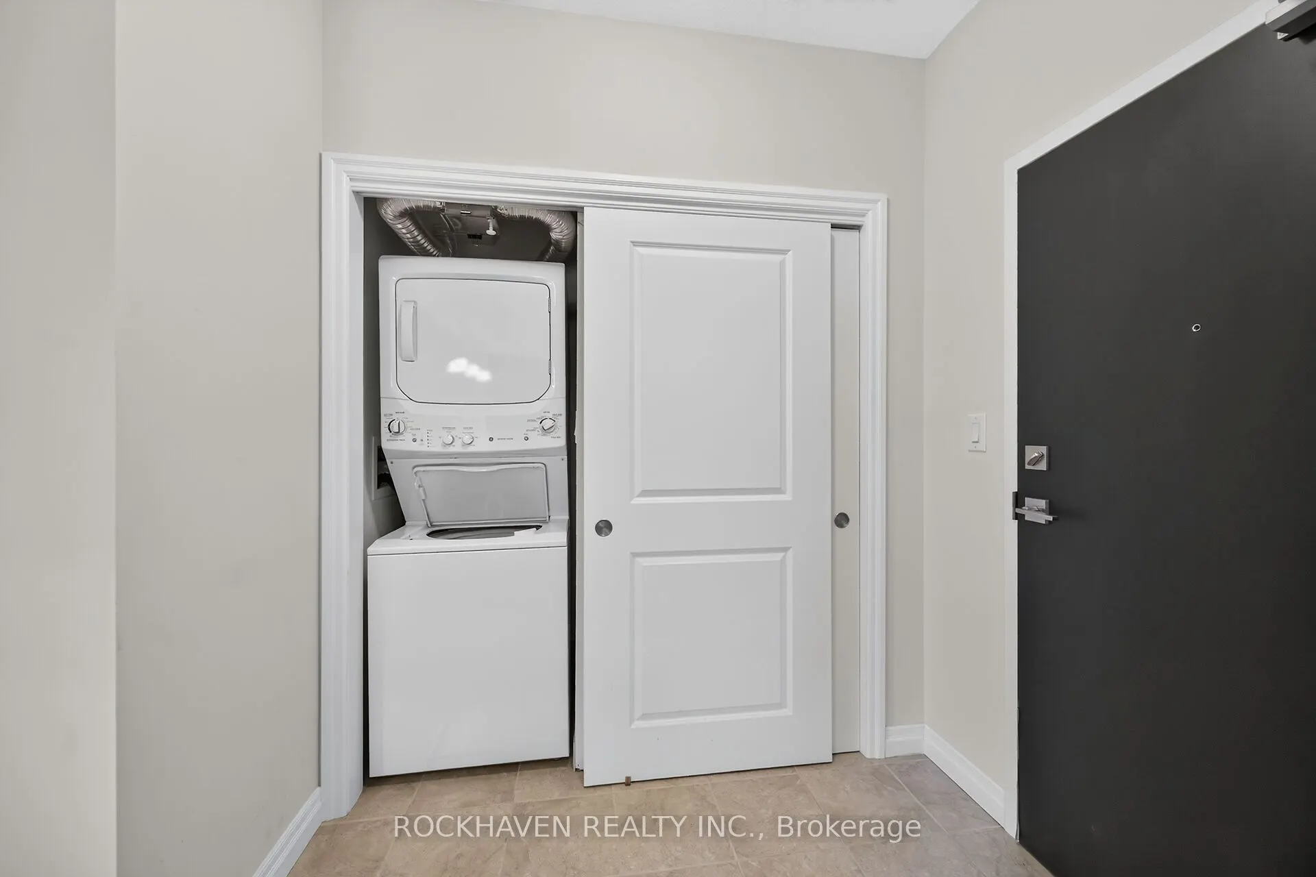 170 Rockhaven Lane #207