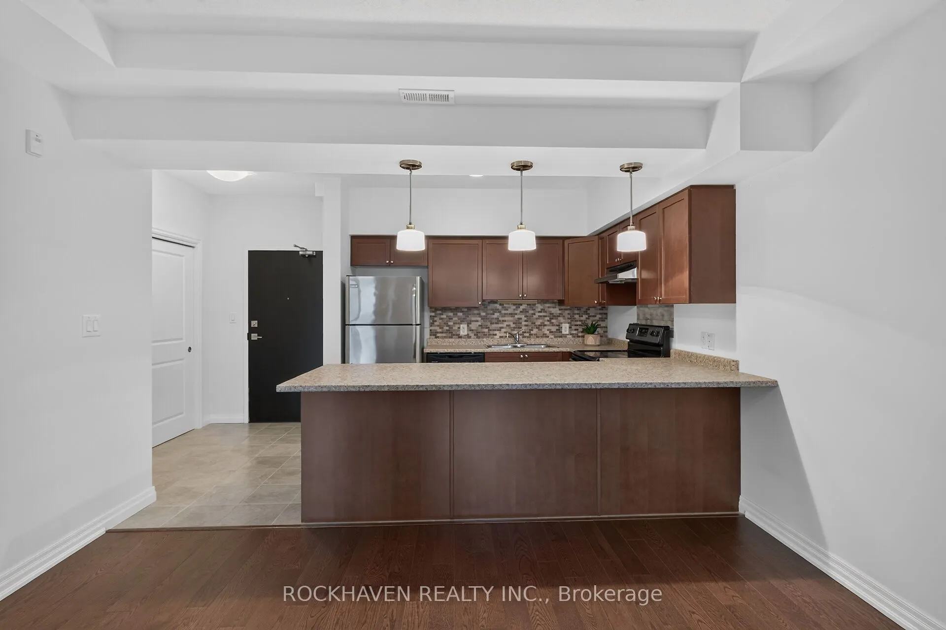 170 Rockhaven Lane #207