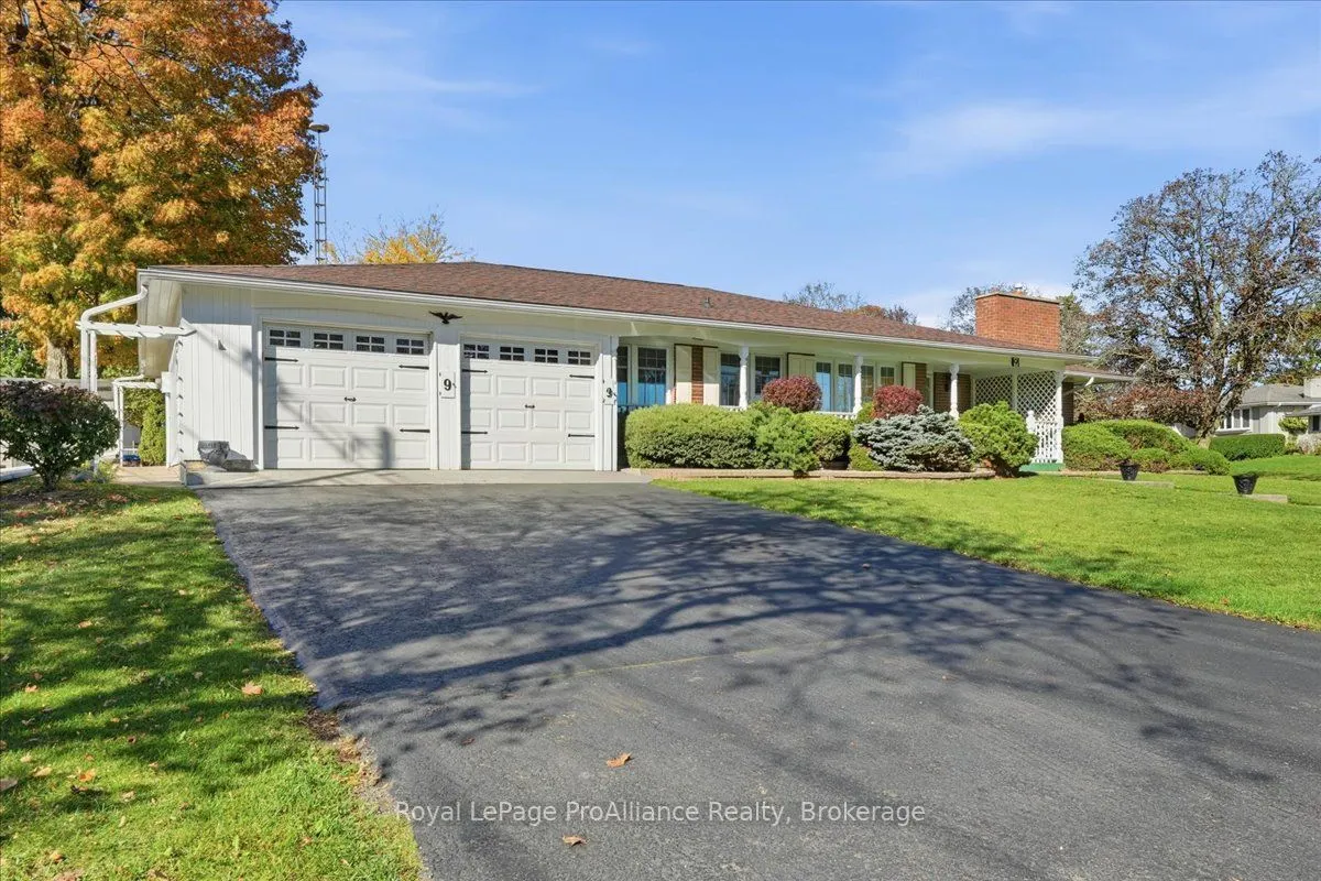 9 Parkview Heights