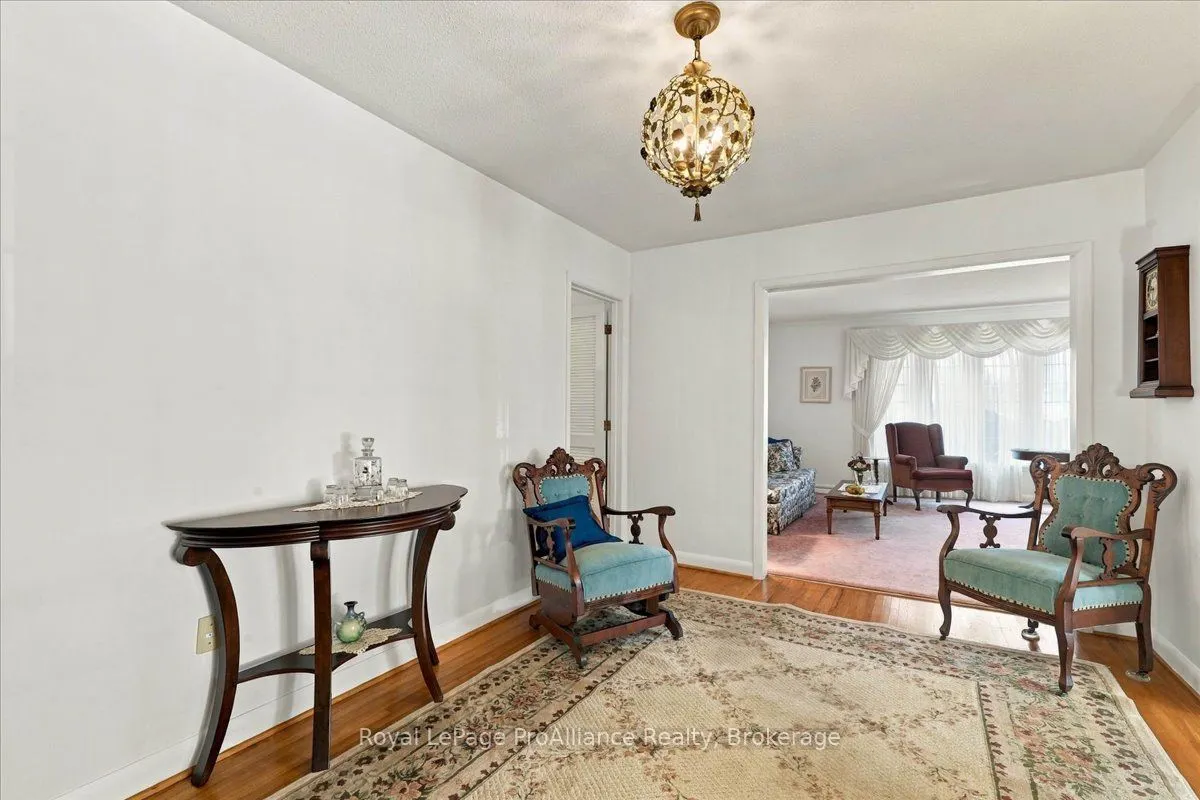9 Parkview Heights