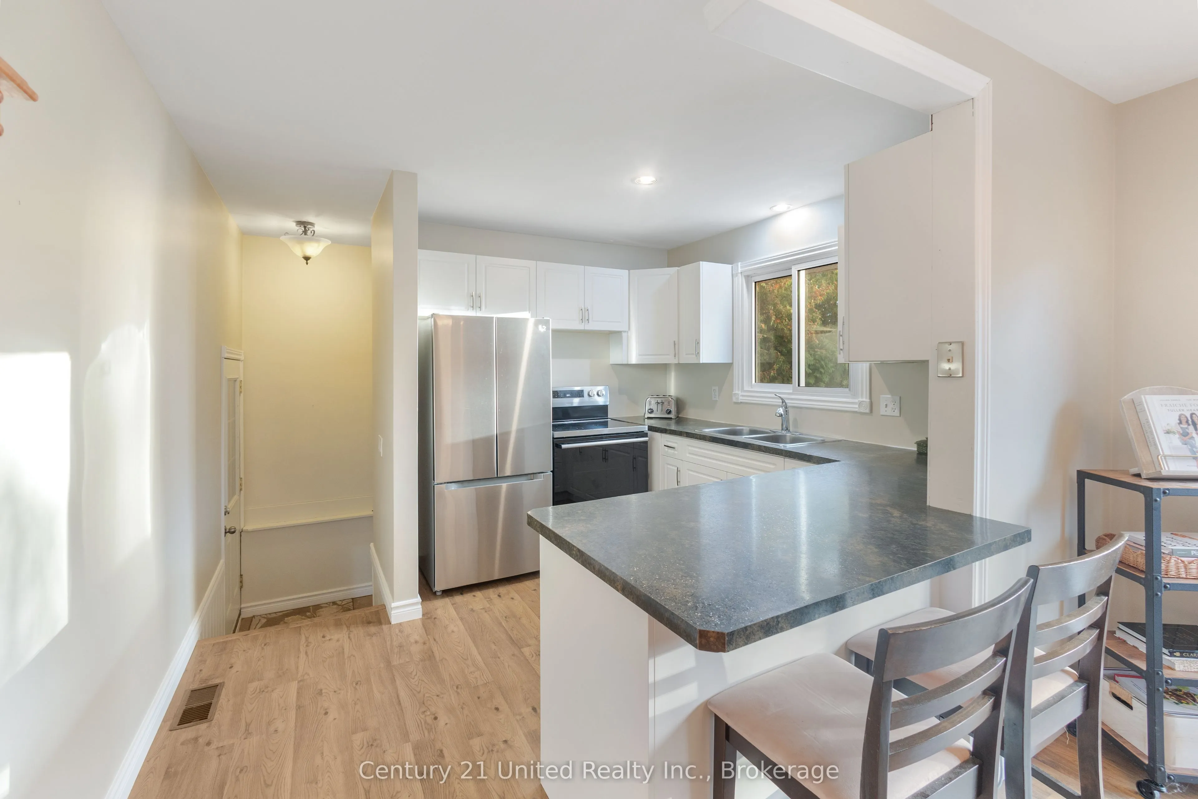 649 Garden Road