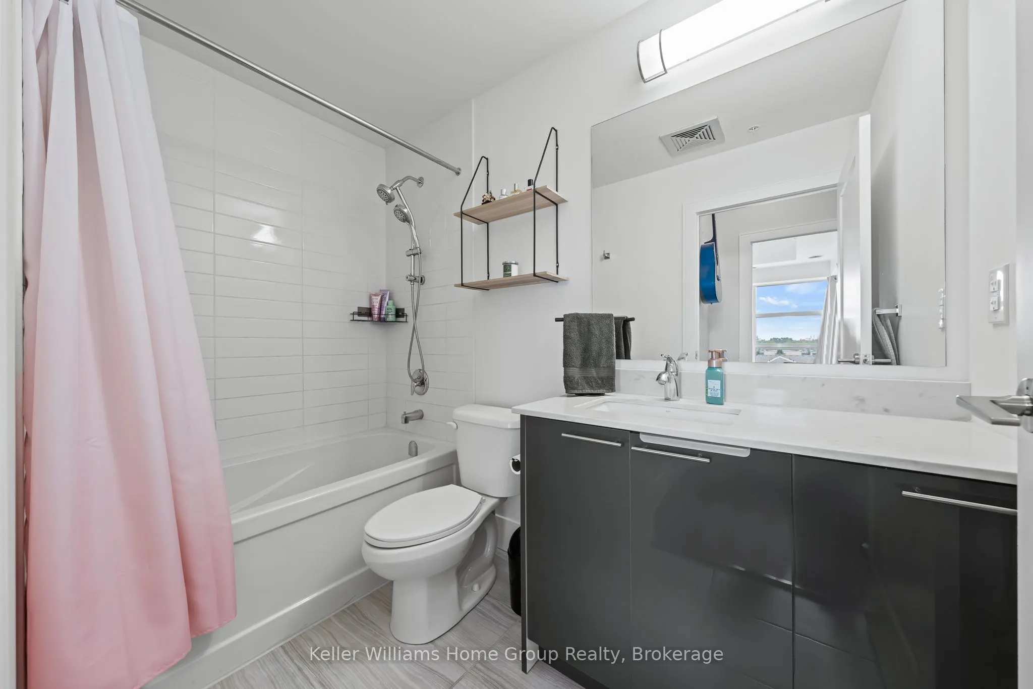 15 Prince Albert Boulevard #503