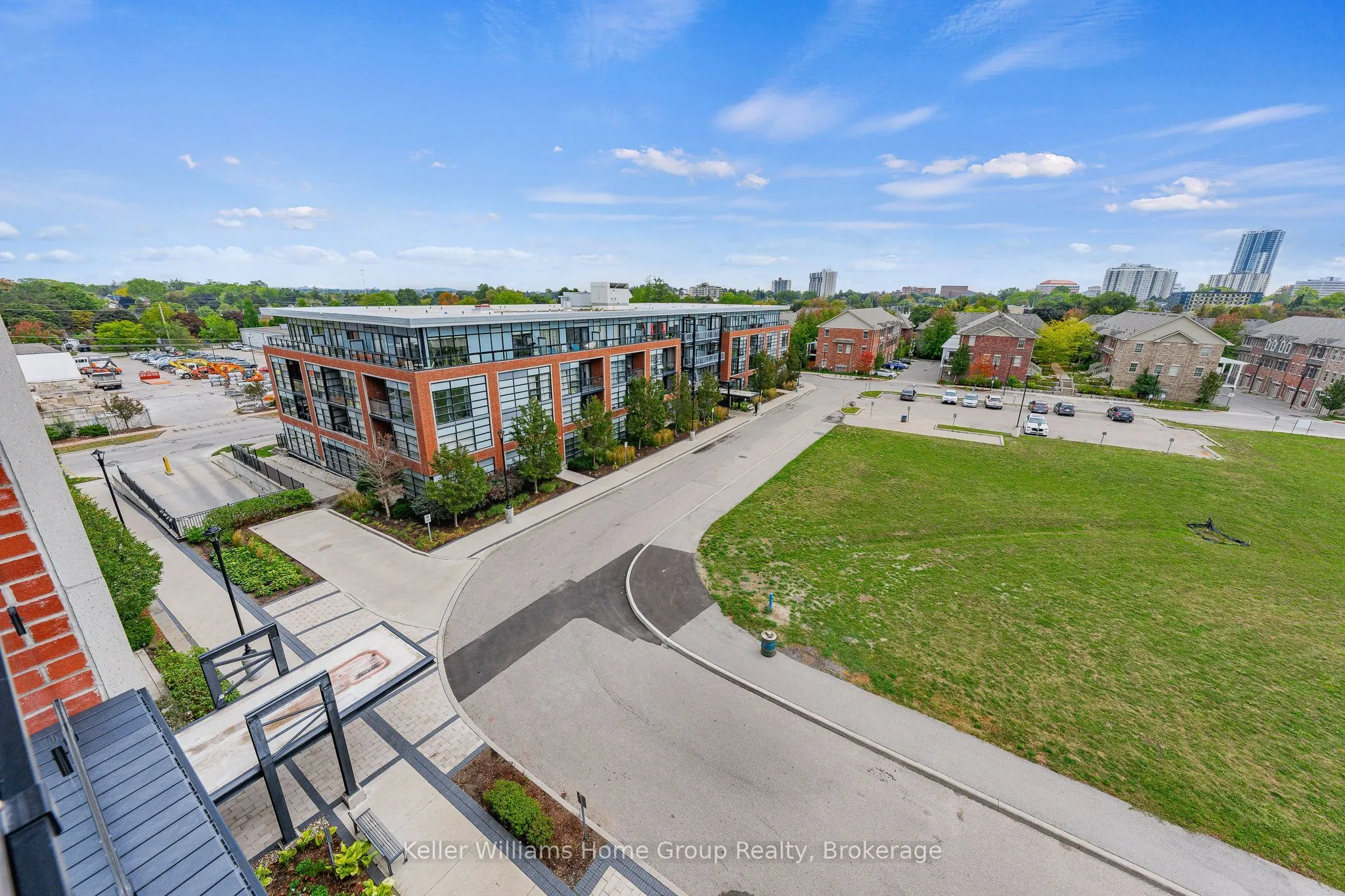15 Prince Albert Boulevard #503