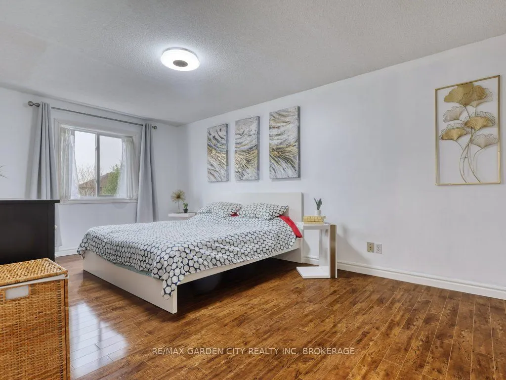 20 CONSIGLIA Drive