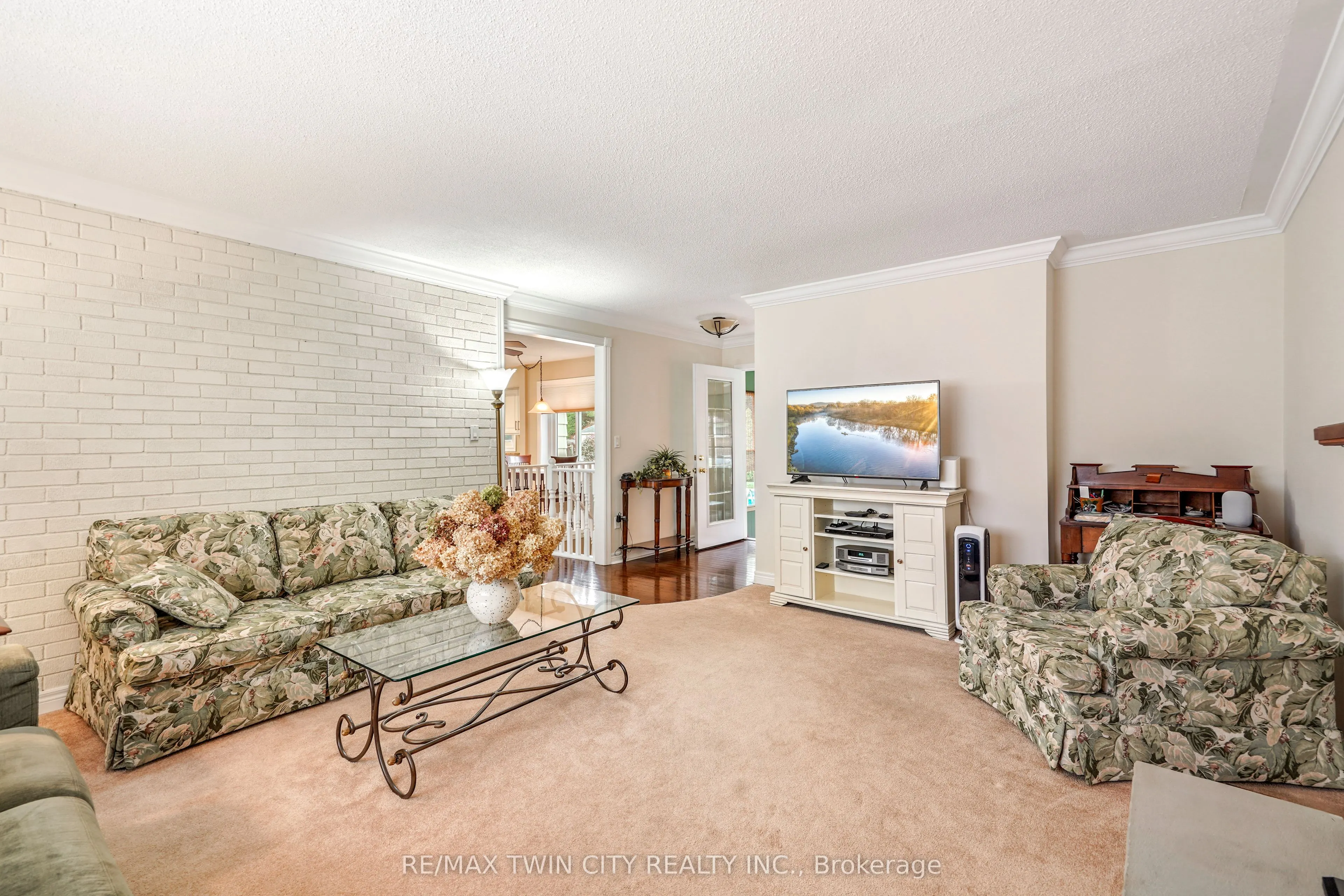 25 Brier Crescent
