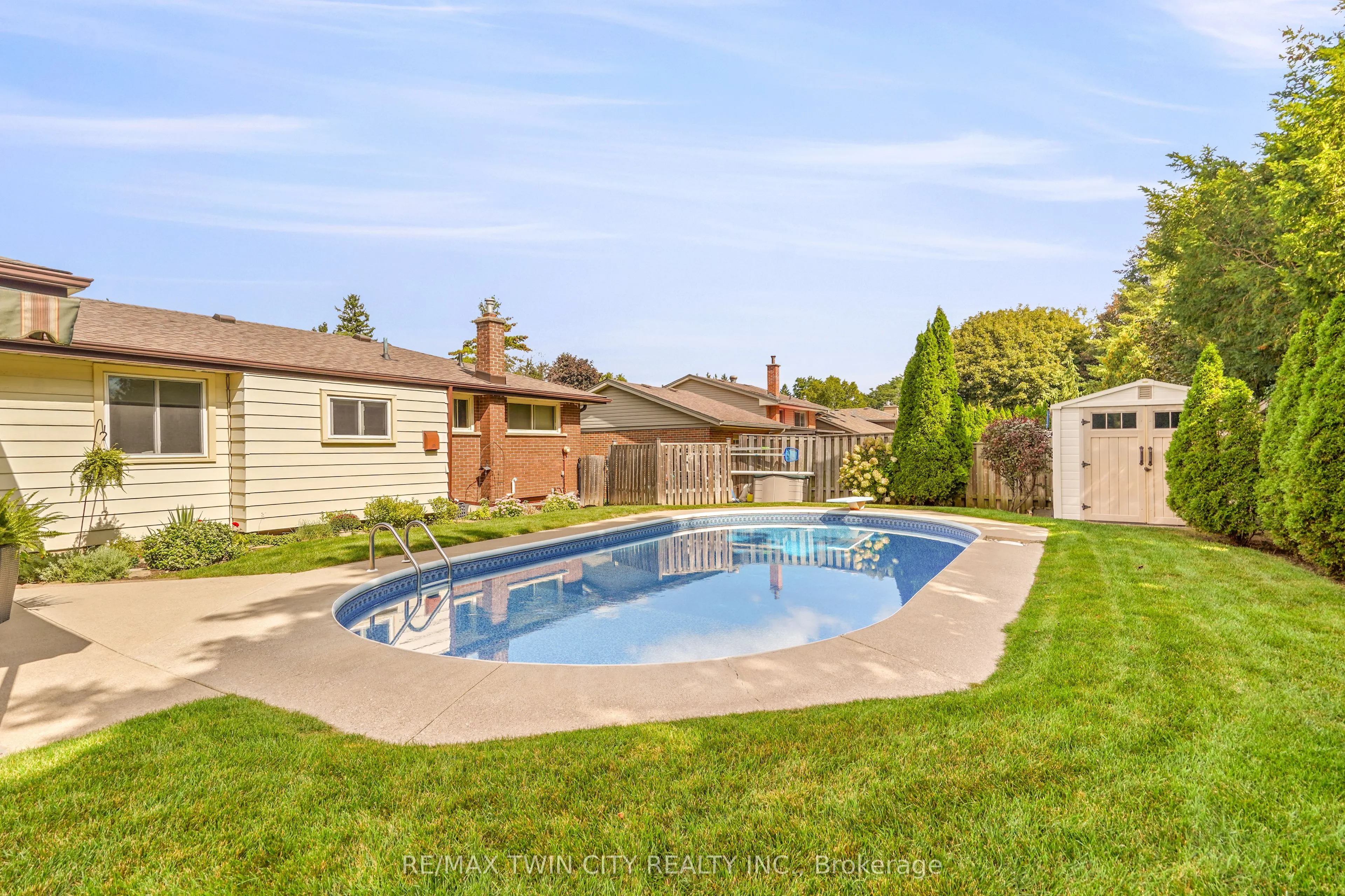 25 Brier Crescent
