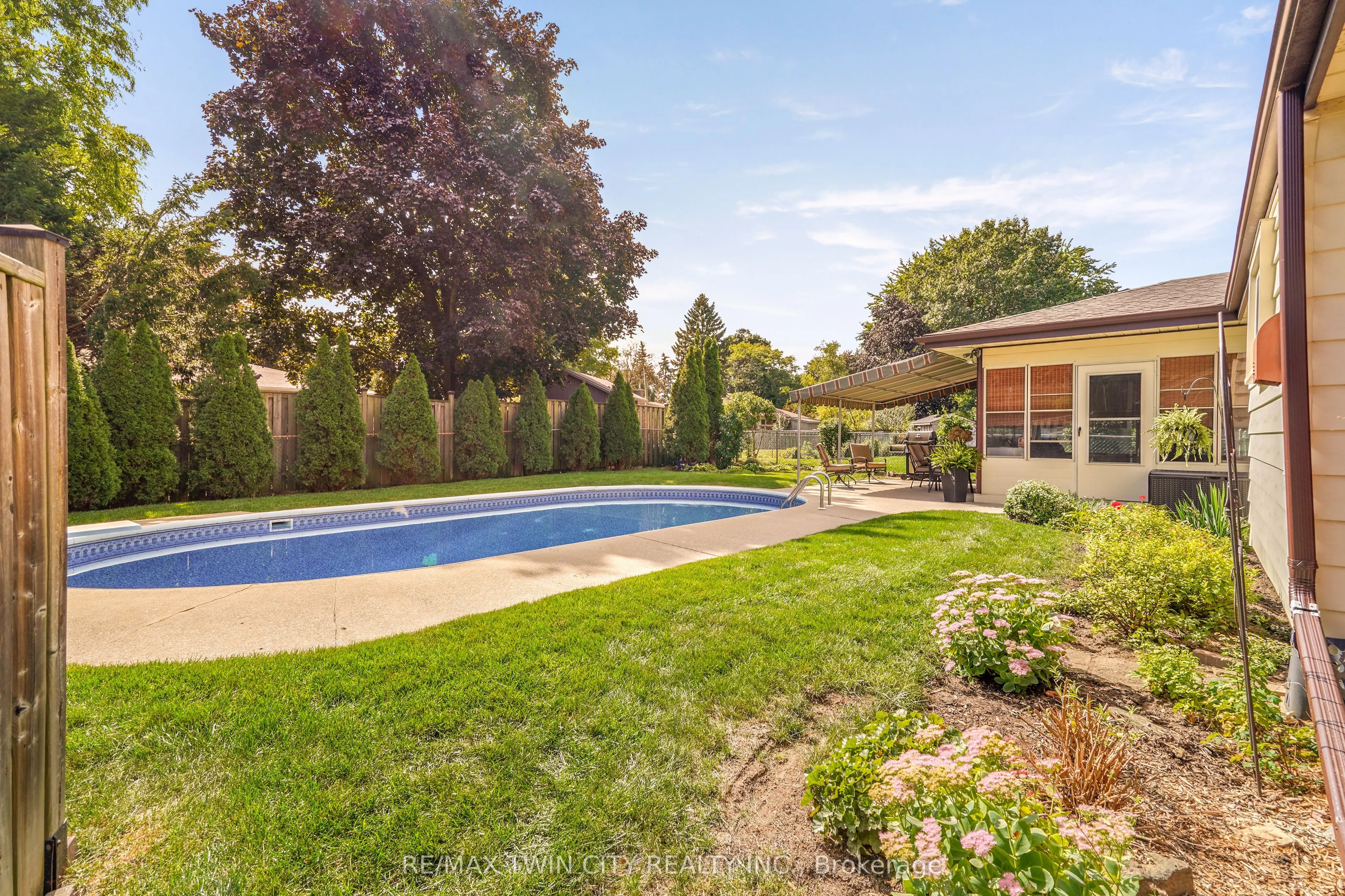 25 Brier Crescent