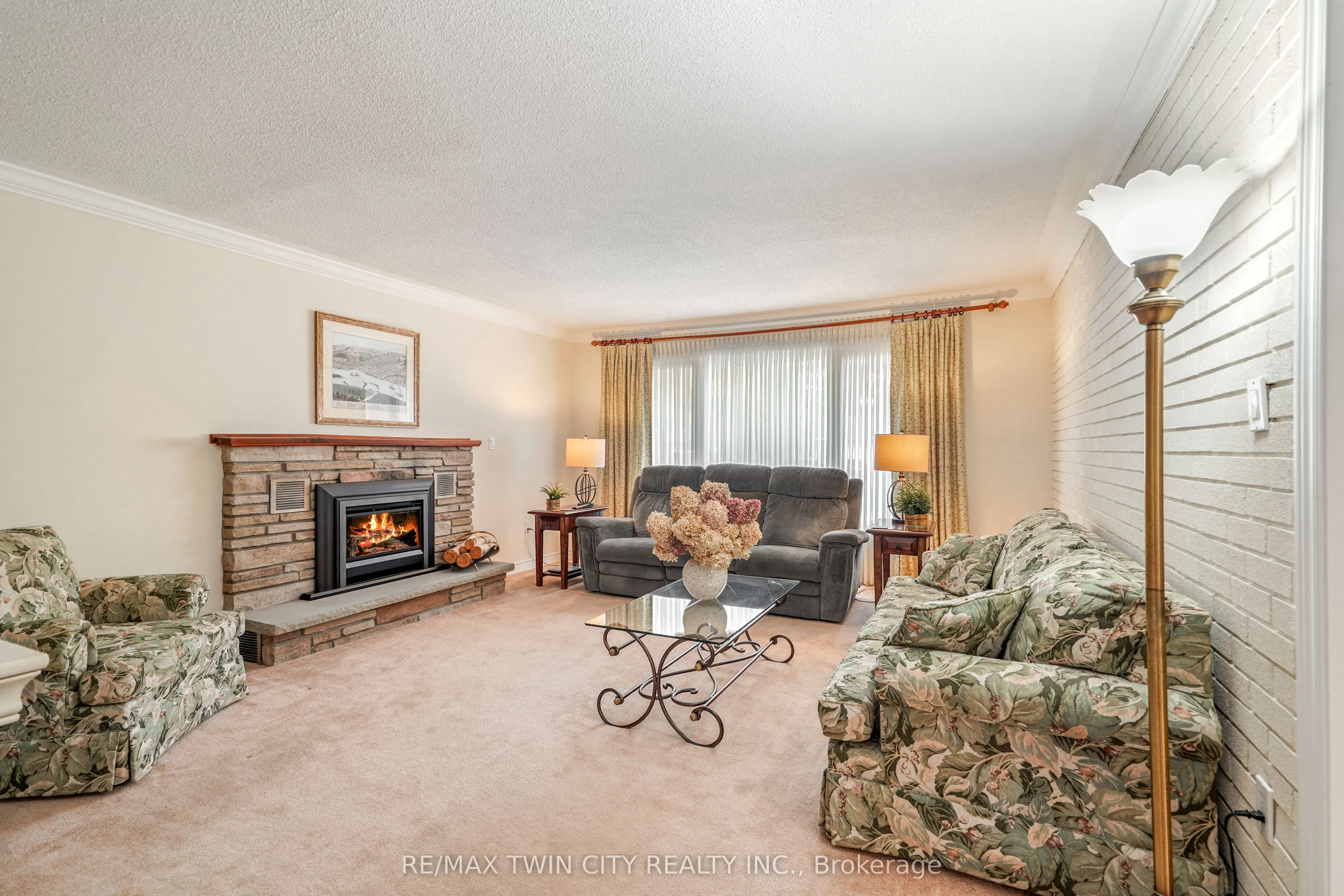 25 Brier Crescent