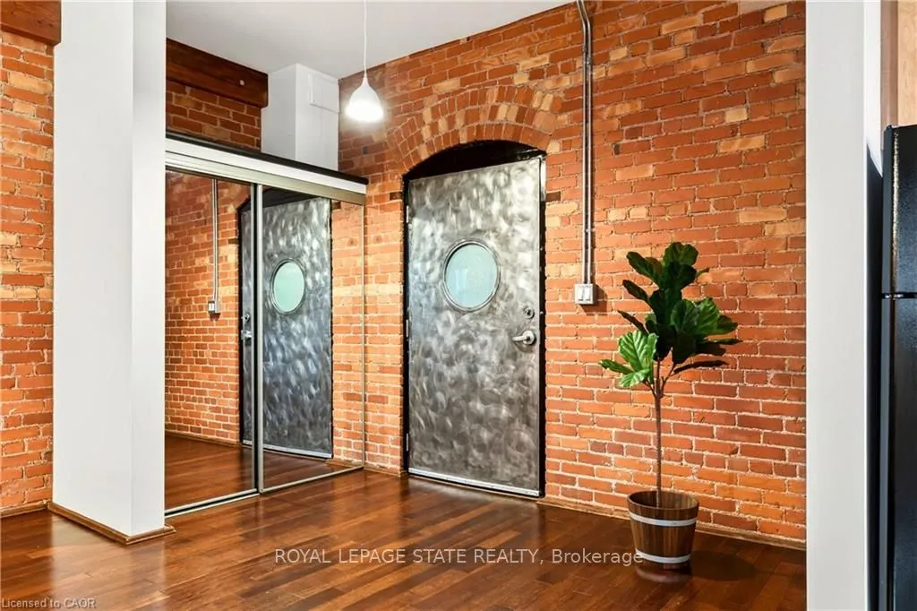 357 Hunter Street W #13