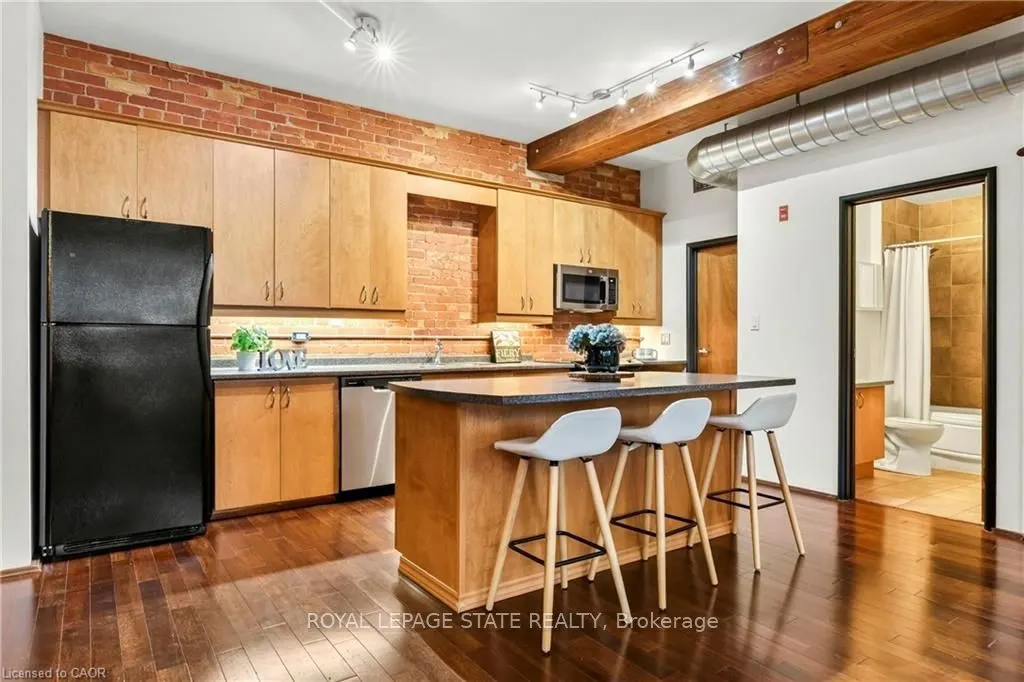 357 Hunter Street W #13