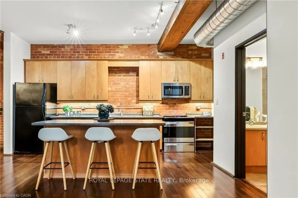 357 Hunter Street W #13