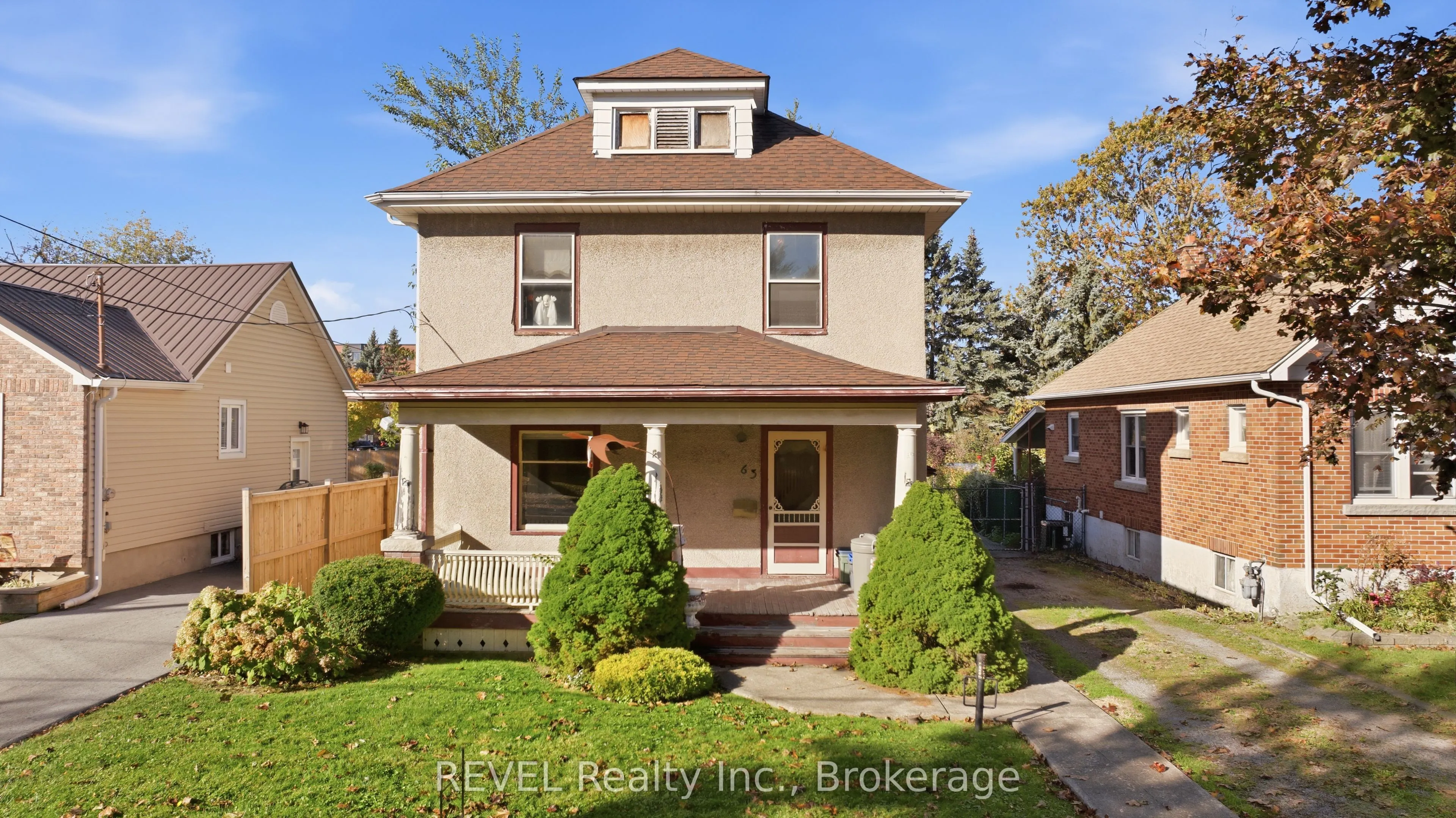63 Carleton Street S