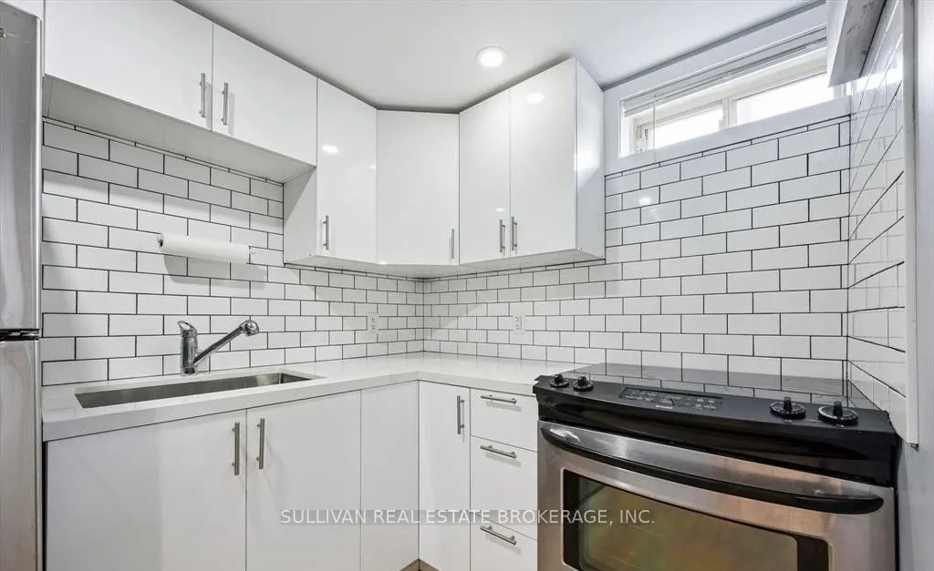 216 Stevenson Street N #Basement Apartment