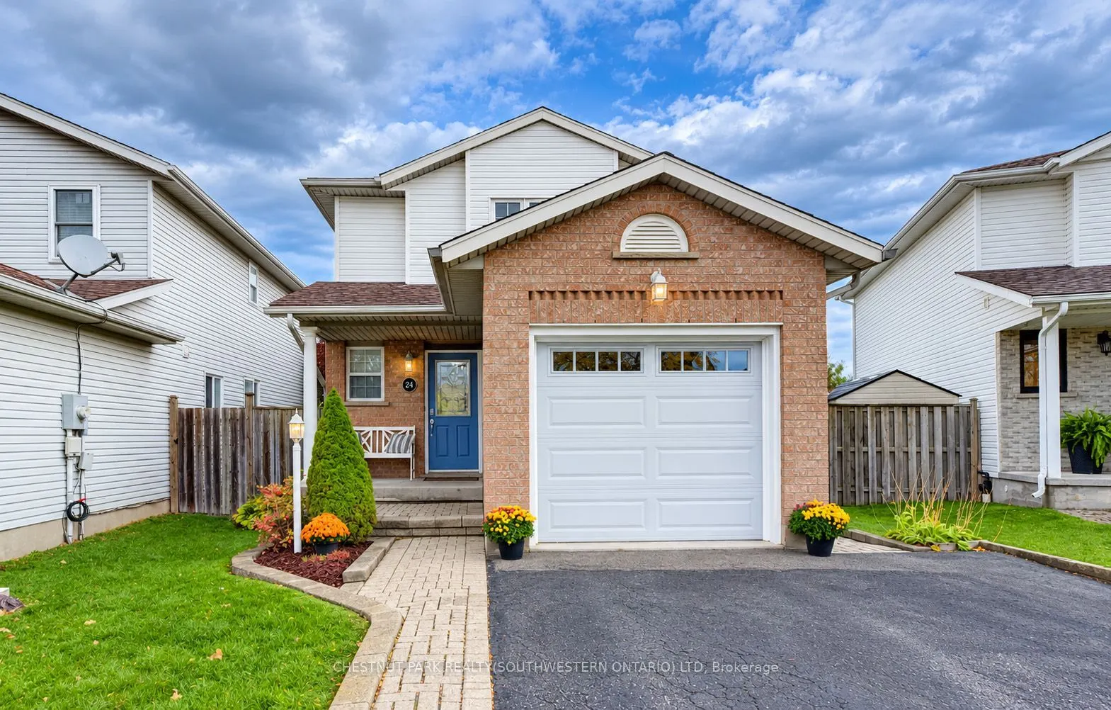 24 White Sands Court