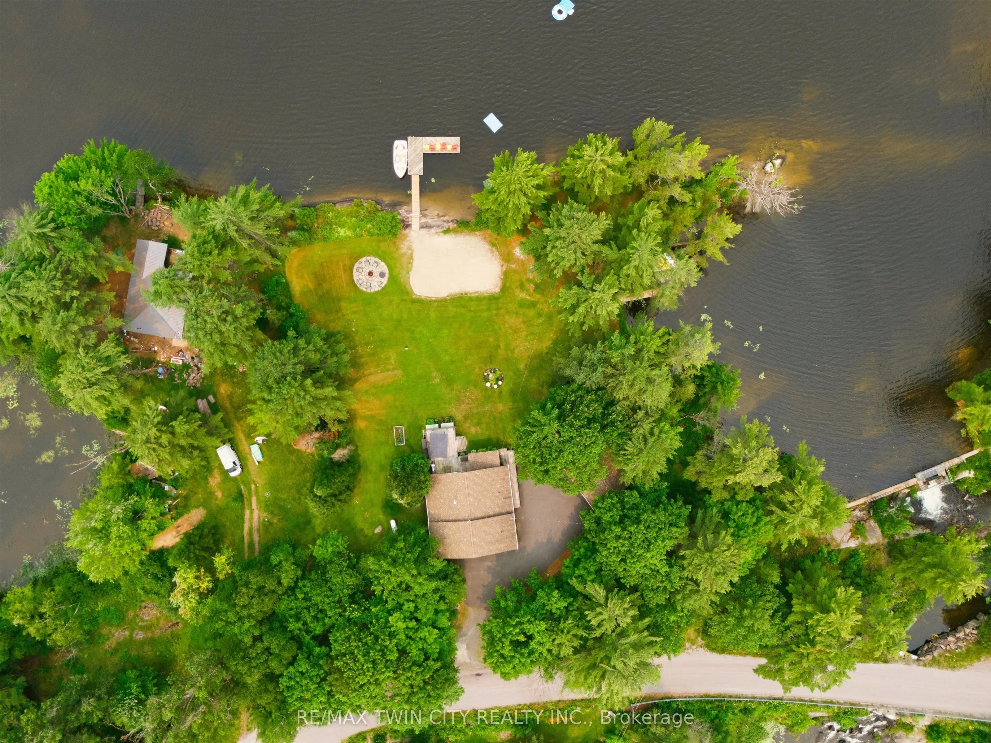 51 Mckellar Lake Road