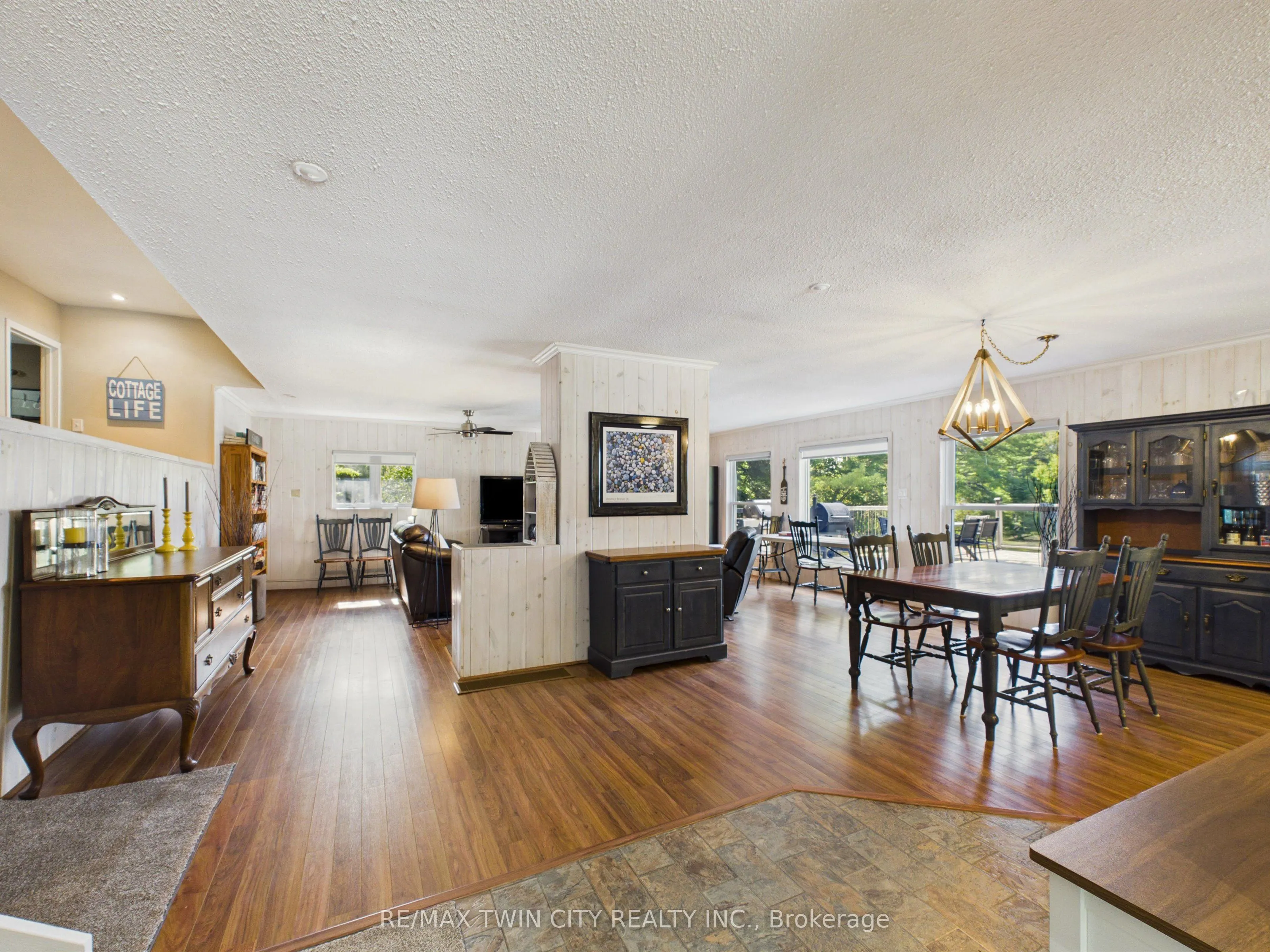 51 Mckellar Lake Road