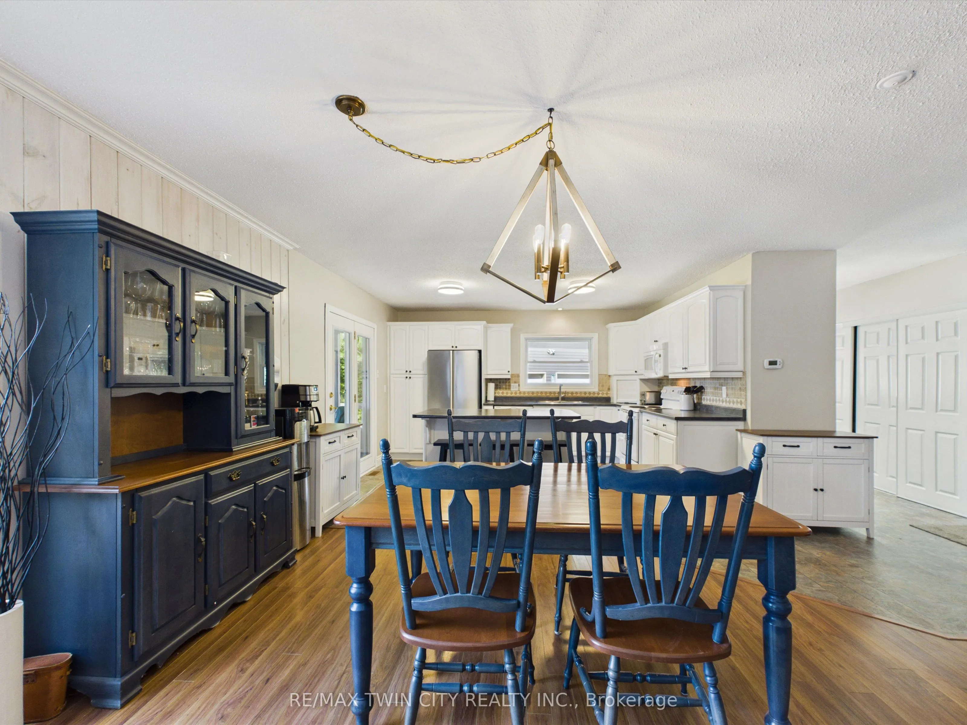 51 Mckellar Lake Road