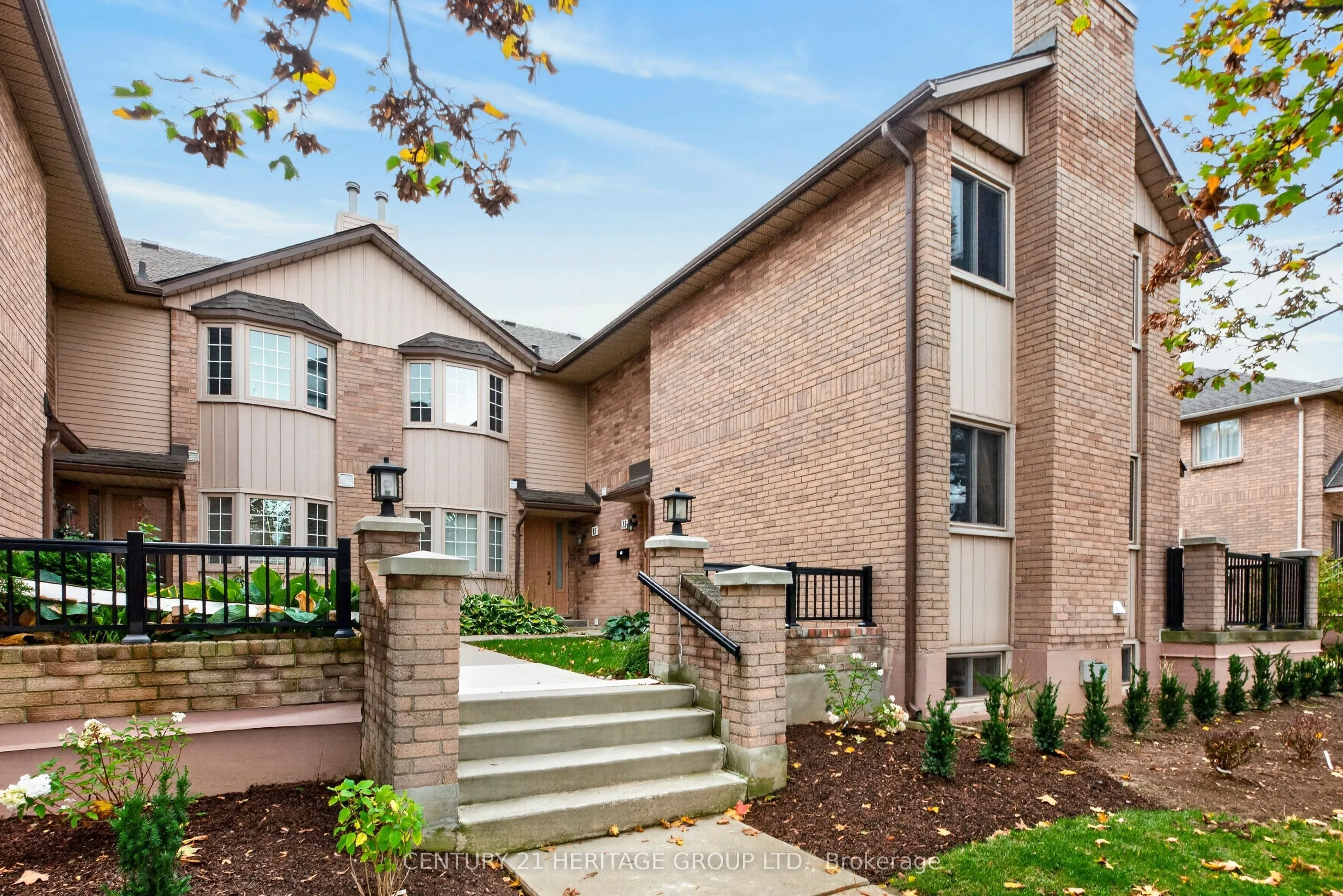 38 Elora Drive #15