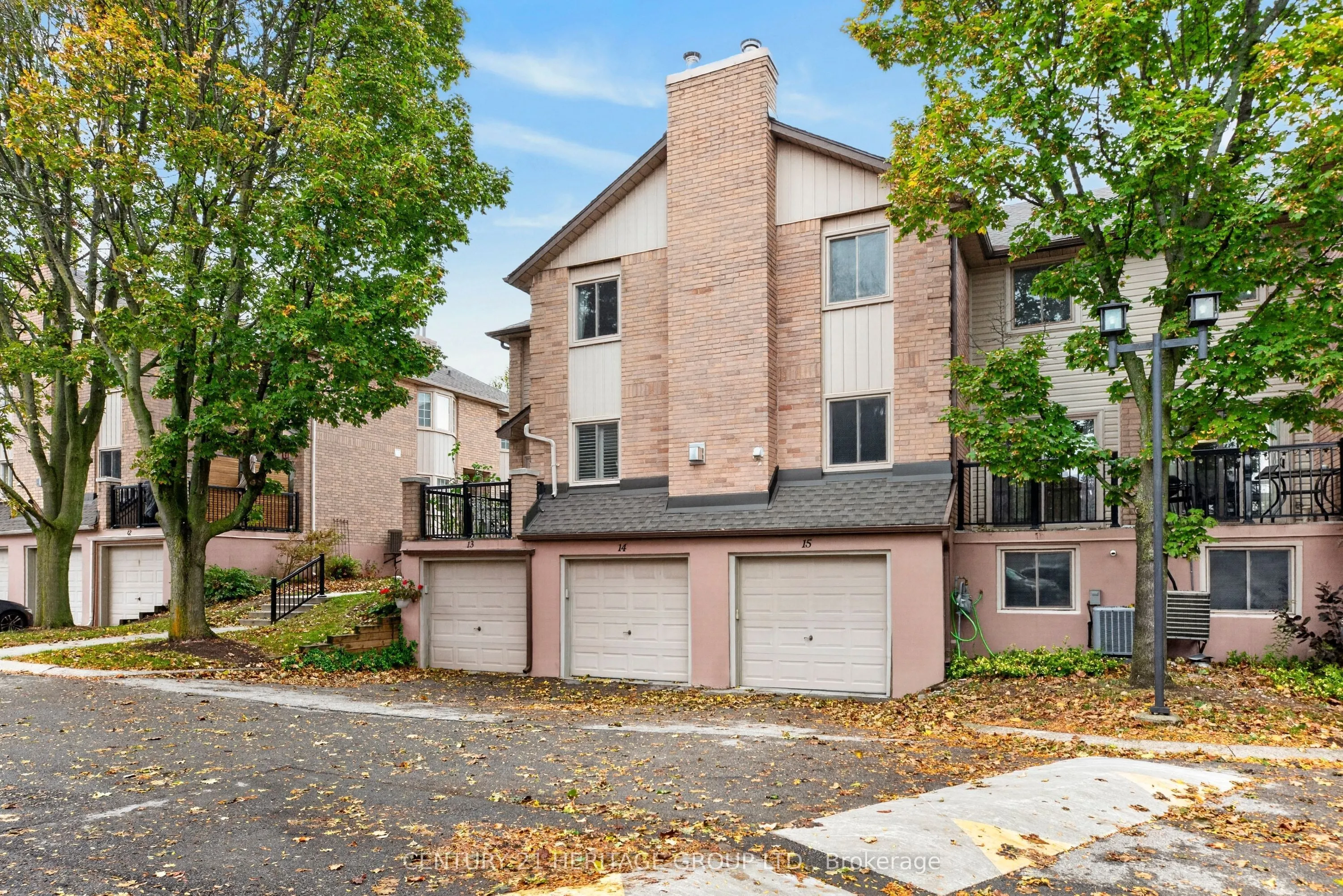 38 Elora Drive #15