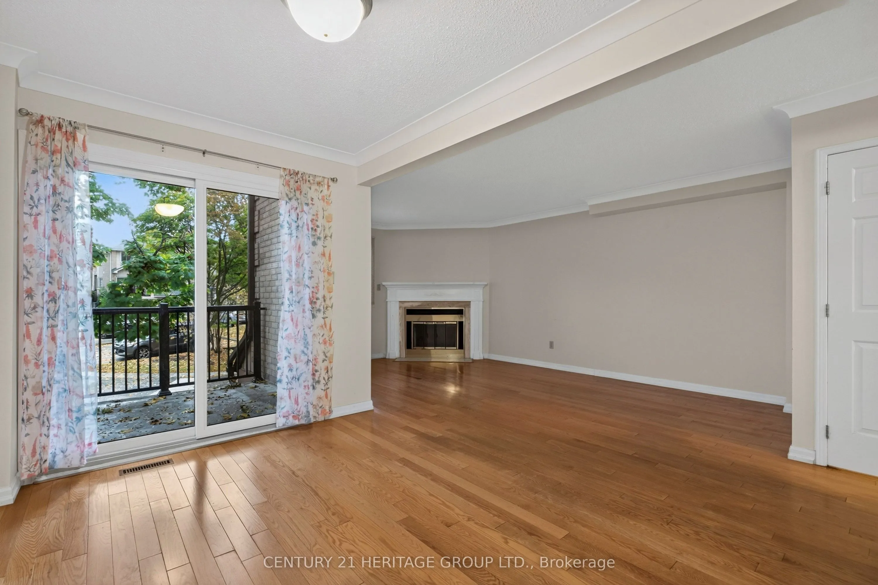 38 Elora Drive #15